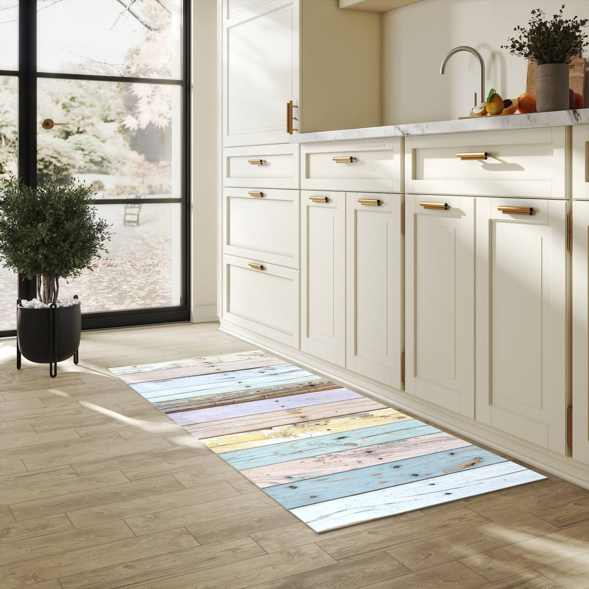 Küchenteppich mit Motiv Bunte Holzplanken in heller Küche für sicheres Aufbewahren