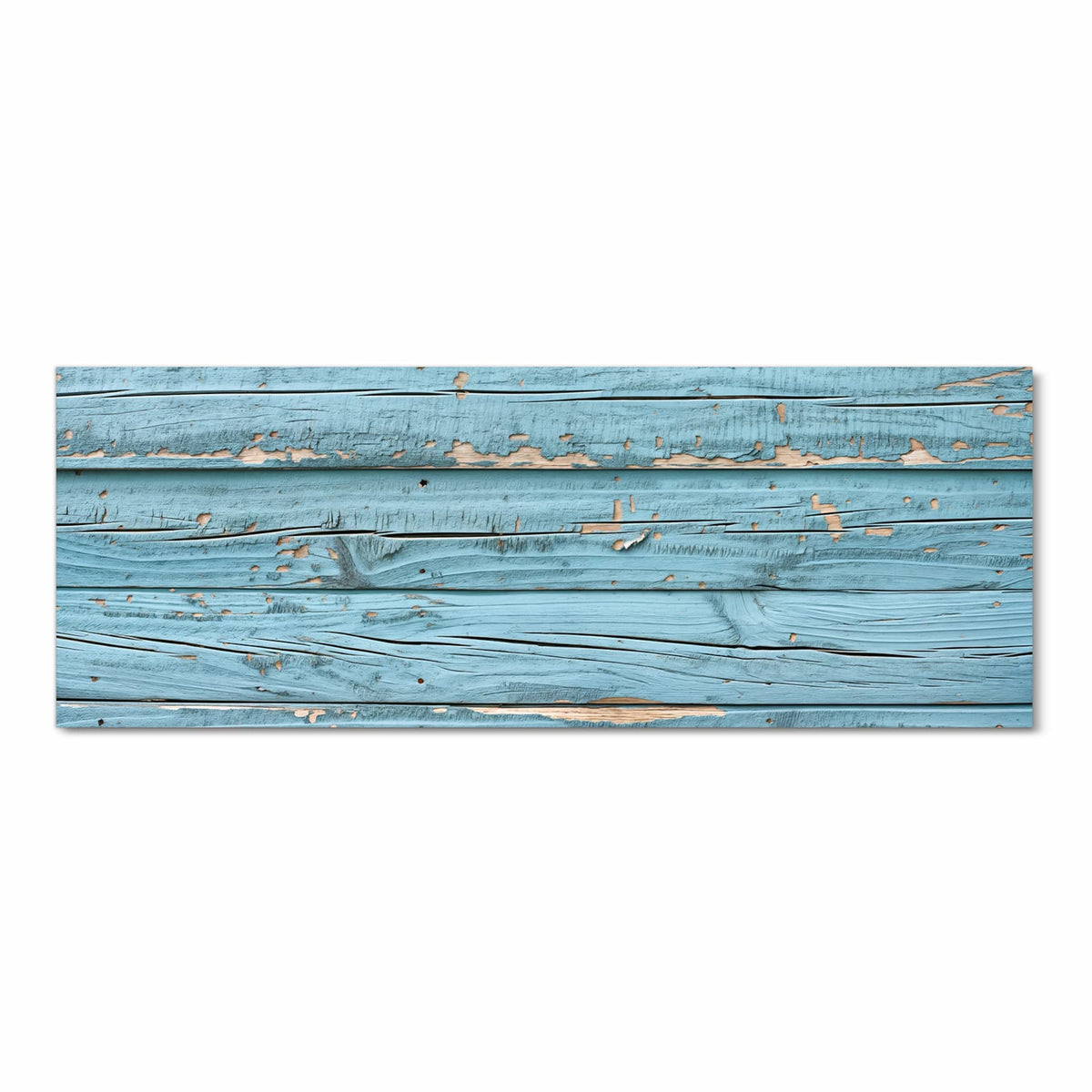 Waagerechte Bretter mit stark abblätternder hellblauer Farbe, darunter helles Holz