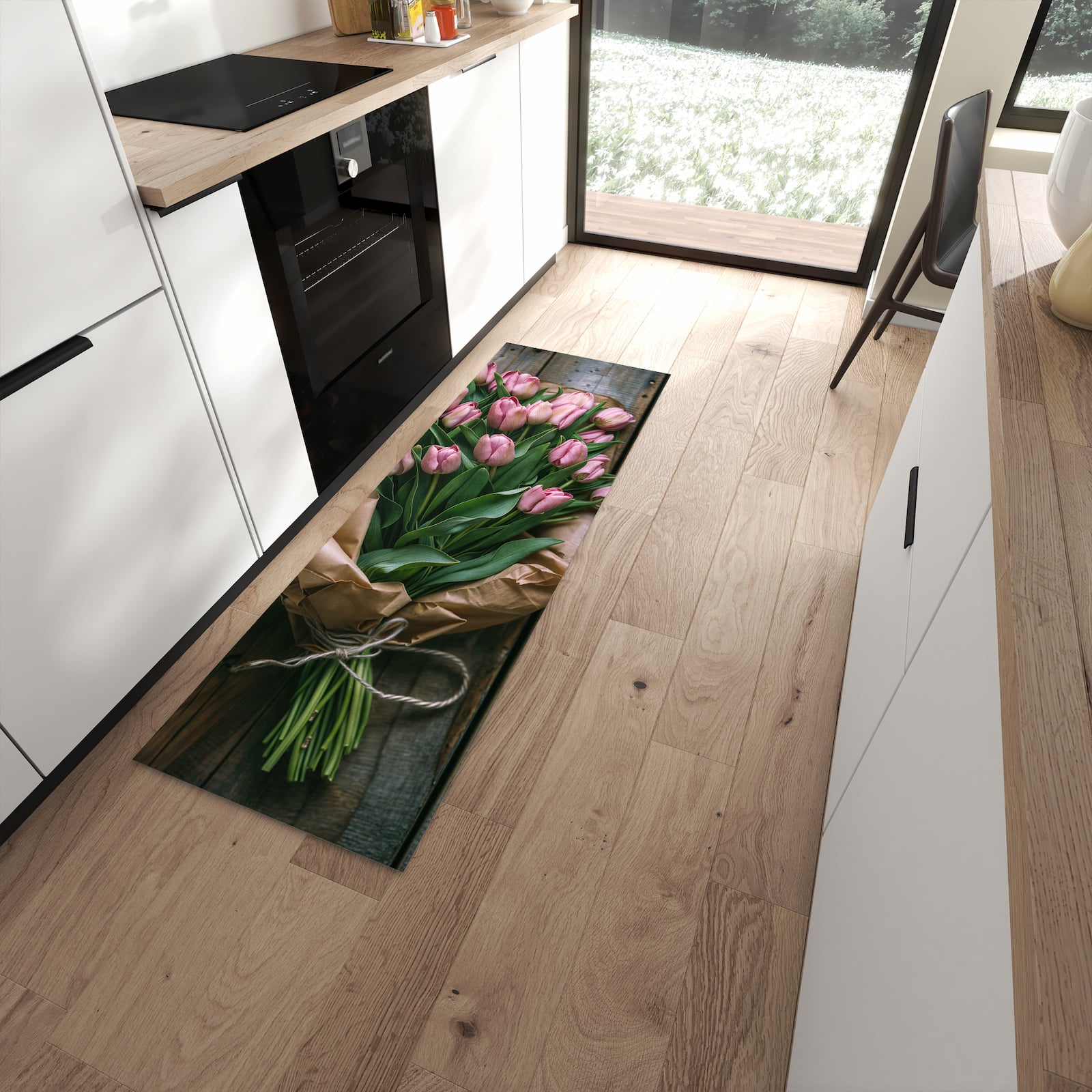 Waschbarer Küchenläufer mit Motiv Rosa Tulpenstrauss in moderner Küche für sichere Aufbewahrung