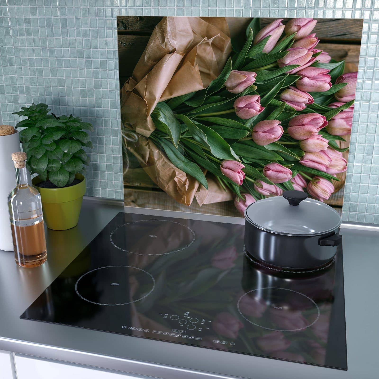 1-teilige Herdabdeckung mit Rosa Tulpenstrauß-Motiv als Spritzschutz hinter dem Kochfeld