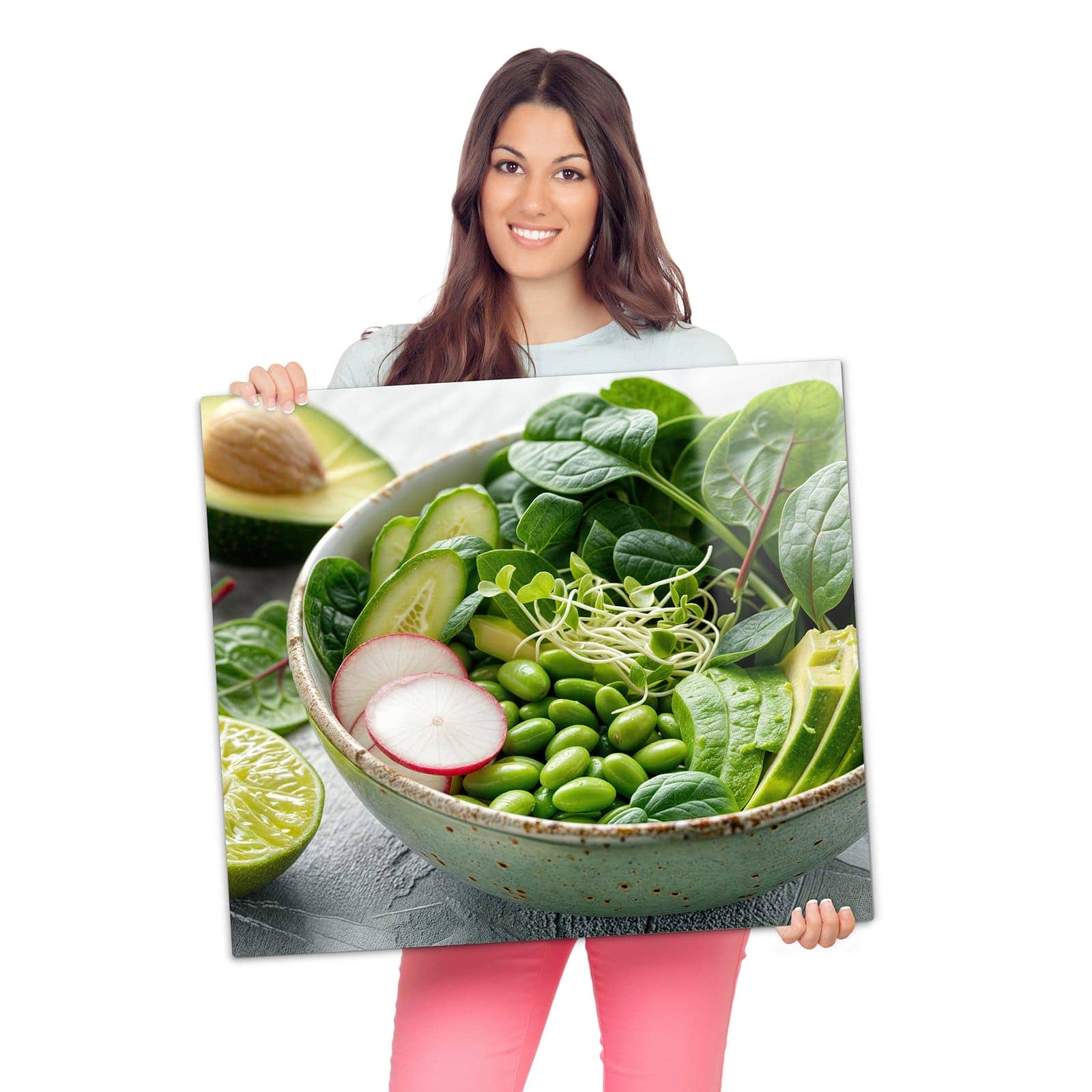 Herdabdeckplatte mit Gesunder Salat-Motiv wird zur Größendarstellung gehalten