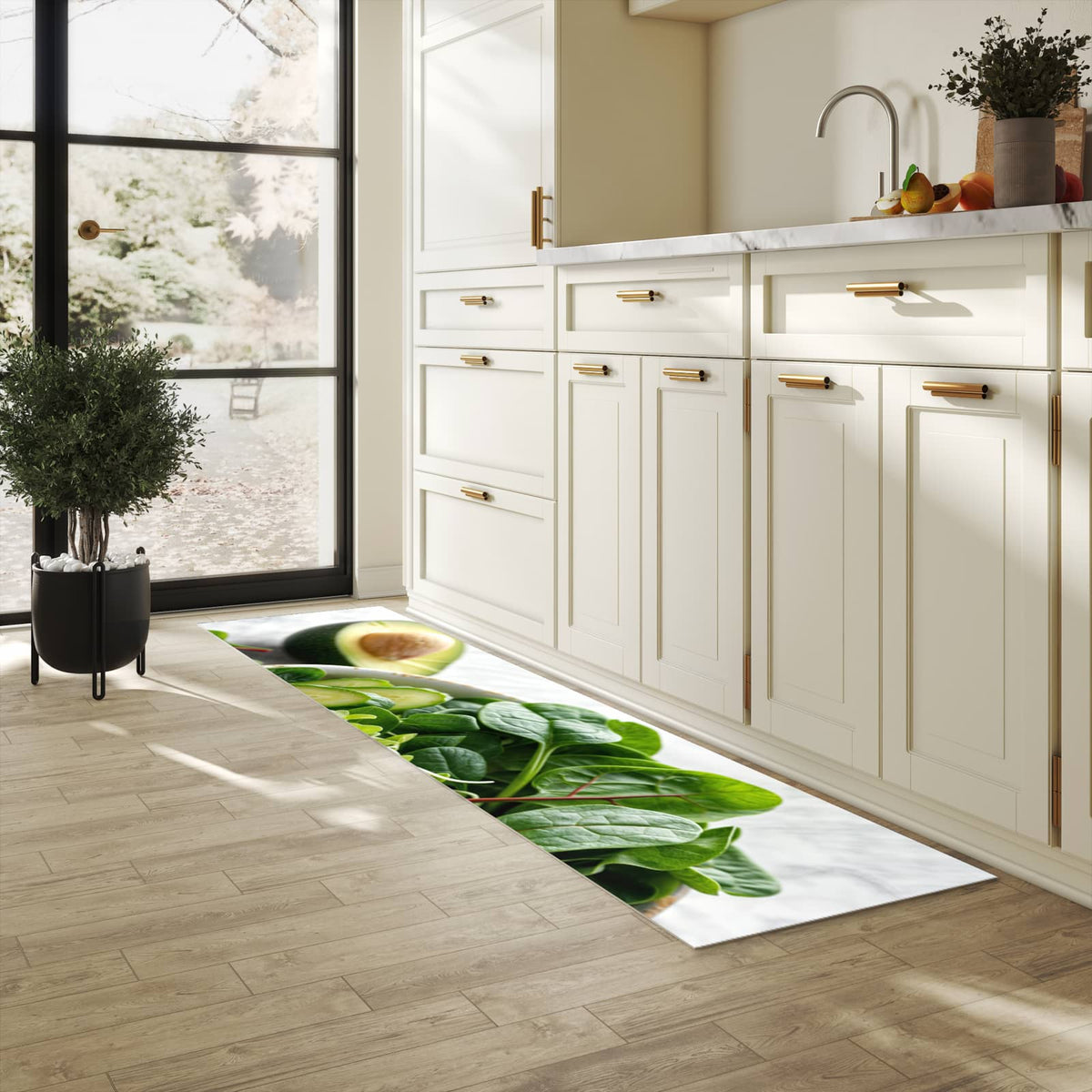 Waschbarer Teppich fürs Esszimmer mit Motiv Gesunder Salat in heller Küche