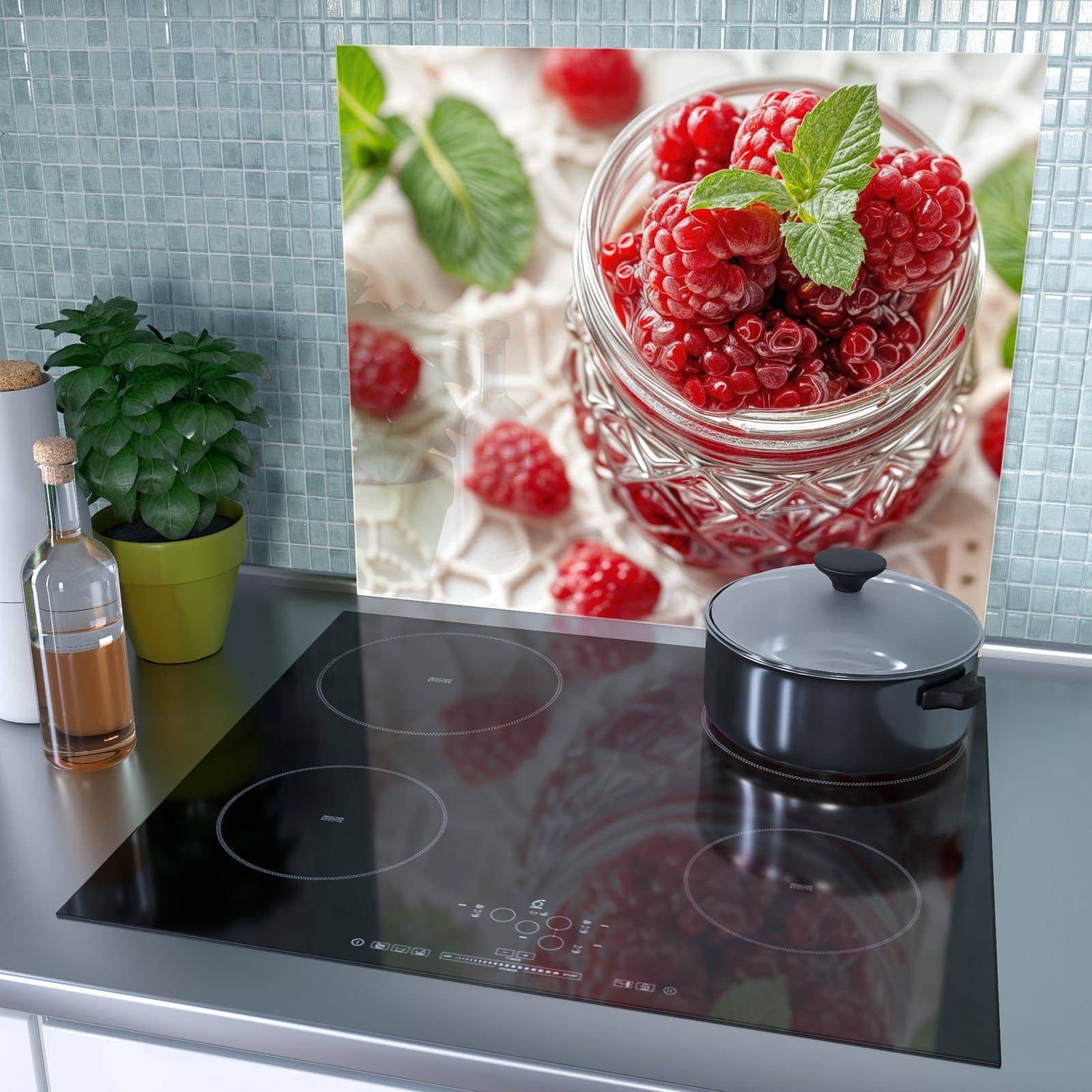 1-teilige Glasplatte für Herd mit Glas mit Himbeeren-Motiv als Spritzschutz hinter dem Kochfeld