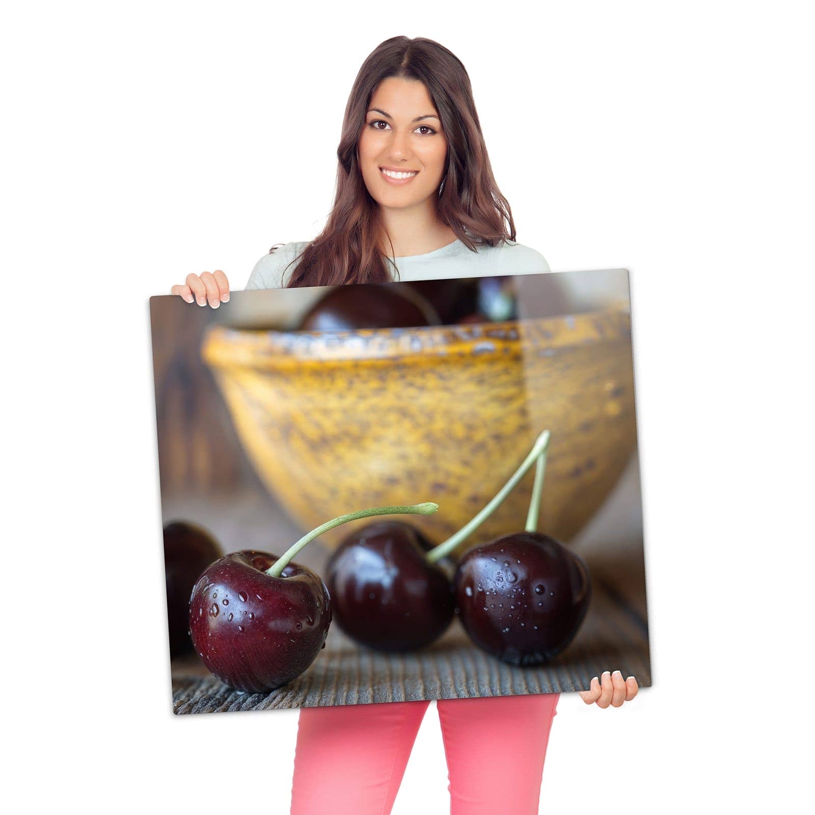 Abdeckplatte für Ceranfeld mit Frische Kirschen-Motiv wird zur Größendarstellung gehalten