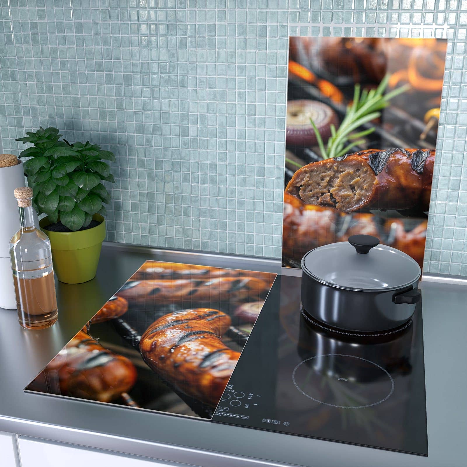 2-teilige Abdeckplatte für Ceranfeld mit Grillwurst BBQ-Motiv als Spritzschutz hinter dem Kochfeld