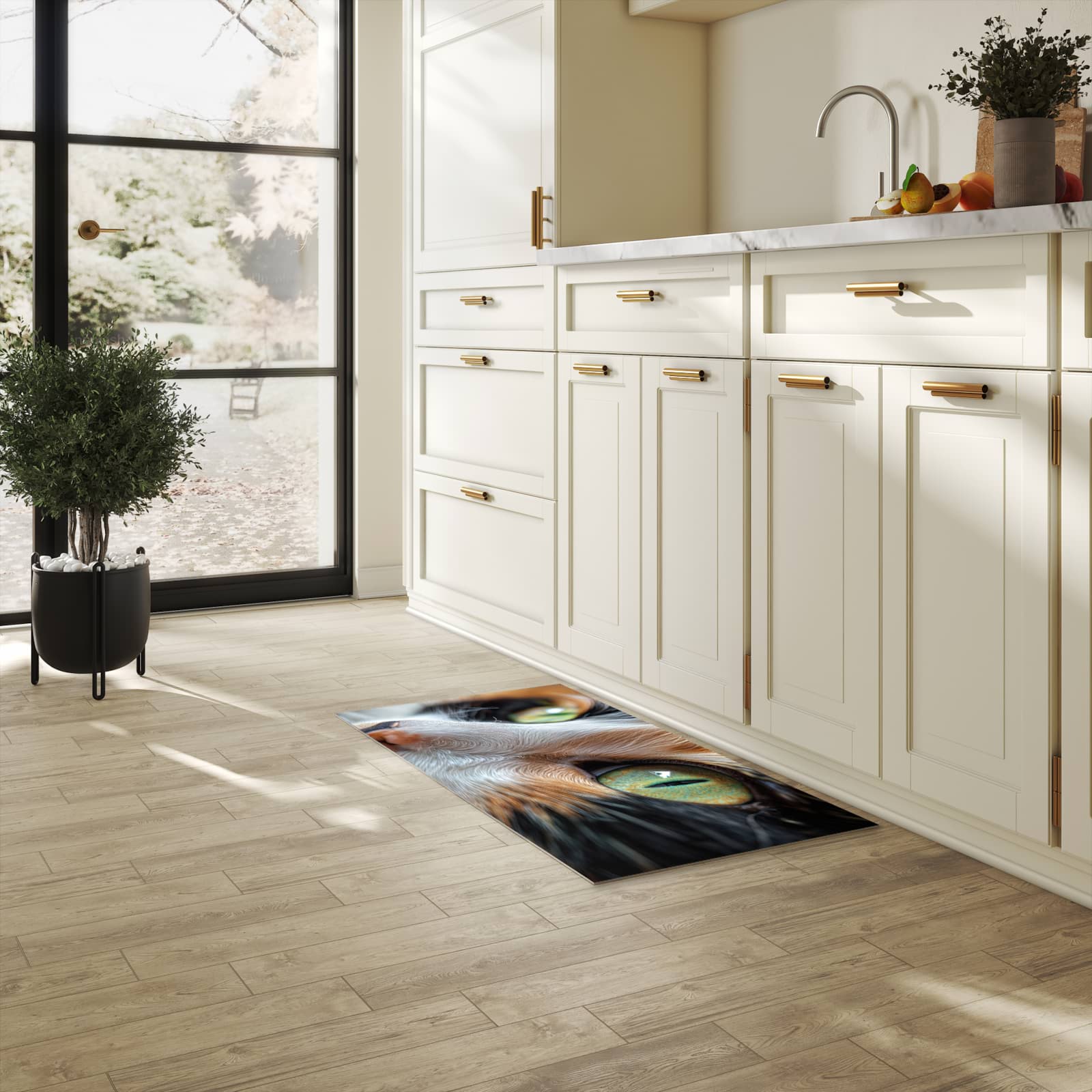 Langlebiger waschbarer Küchenläufer mit Motiv Katzenaugen in heller Küche