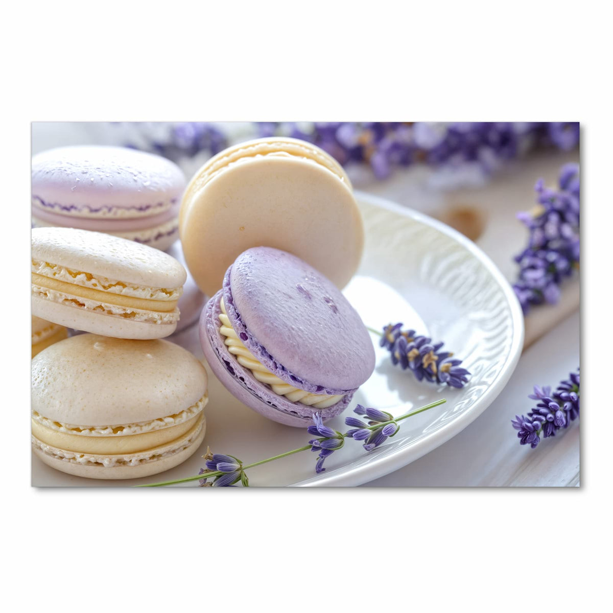 Pflegeleichter rutschfester Küchenläufer mit Motiv Lavendel Macarons in Frontansicht