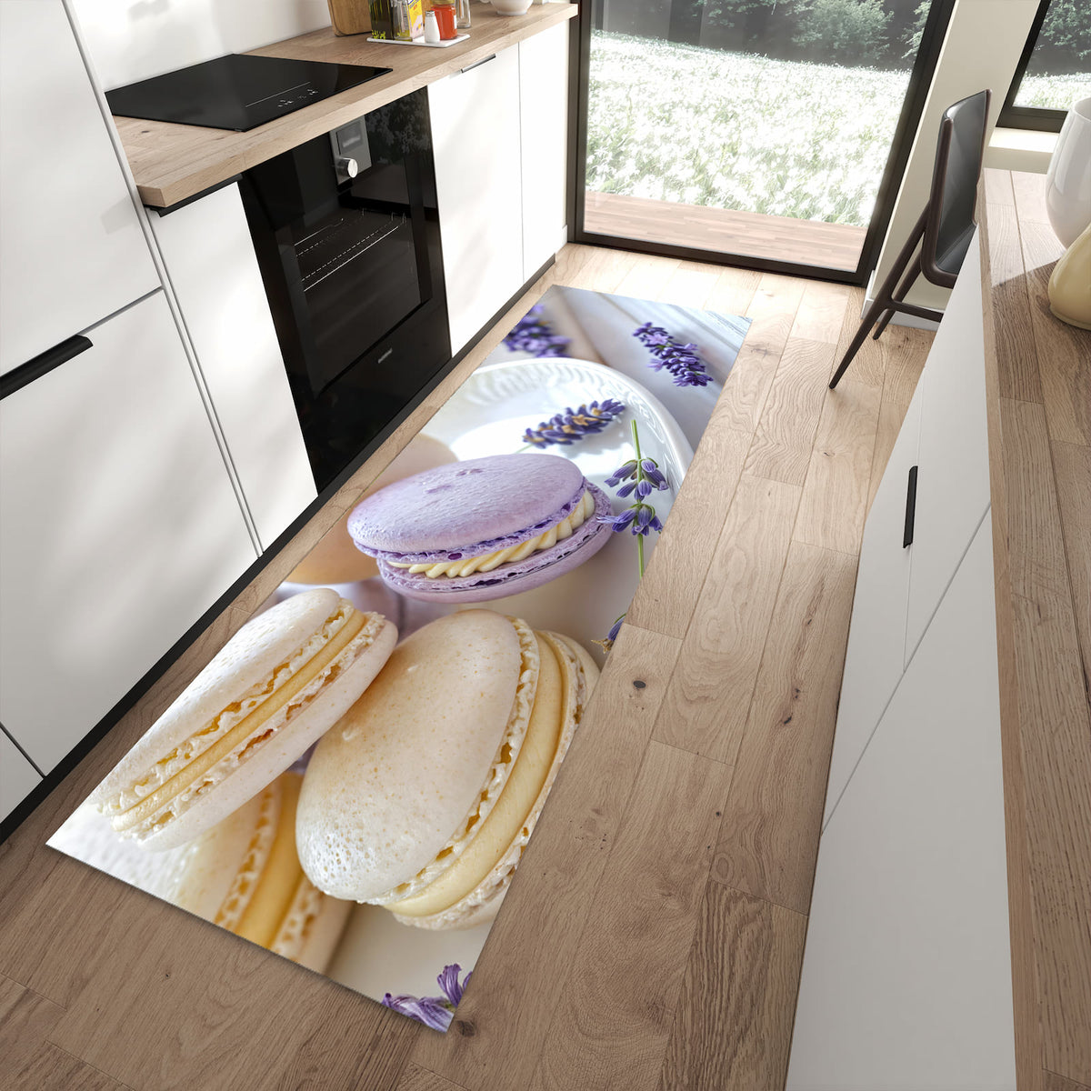 Bodenschonender Küchenteppich mit Motiv Lavendel Macarons in moderner Küche