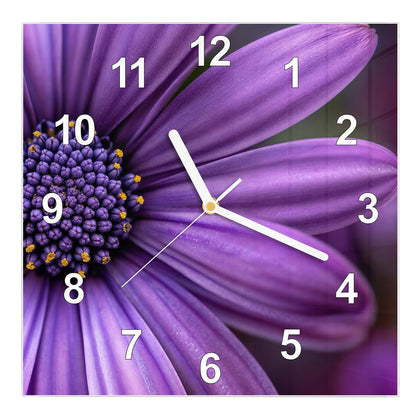 Wanduhr Quadratisch mit dem Motiv Lila Kapkörbchen