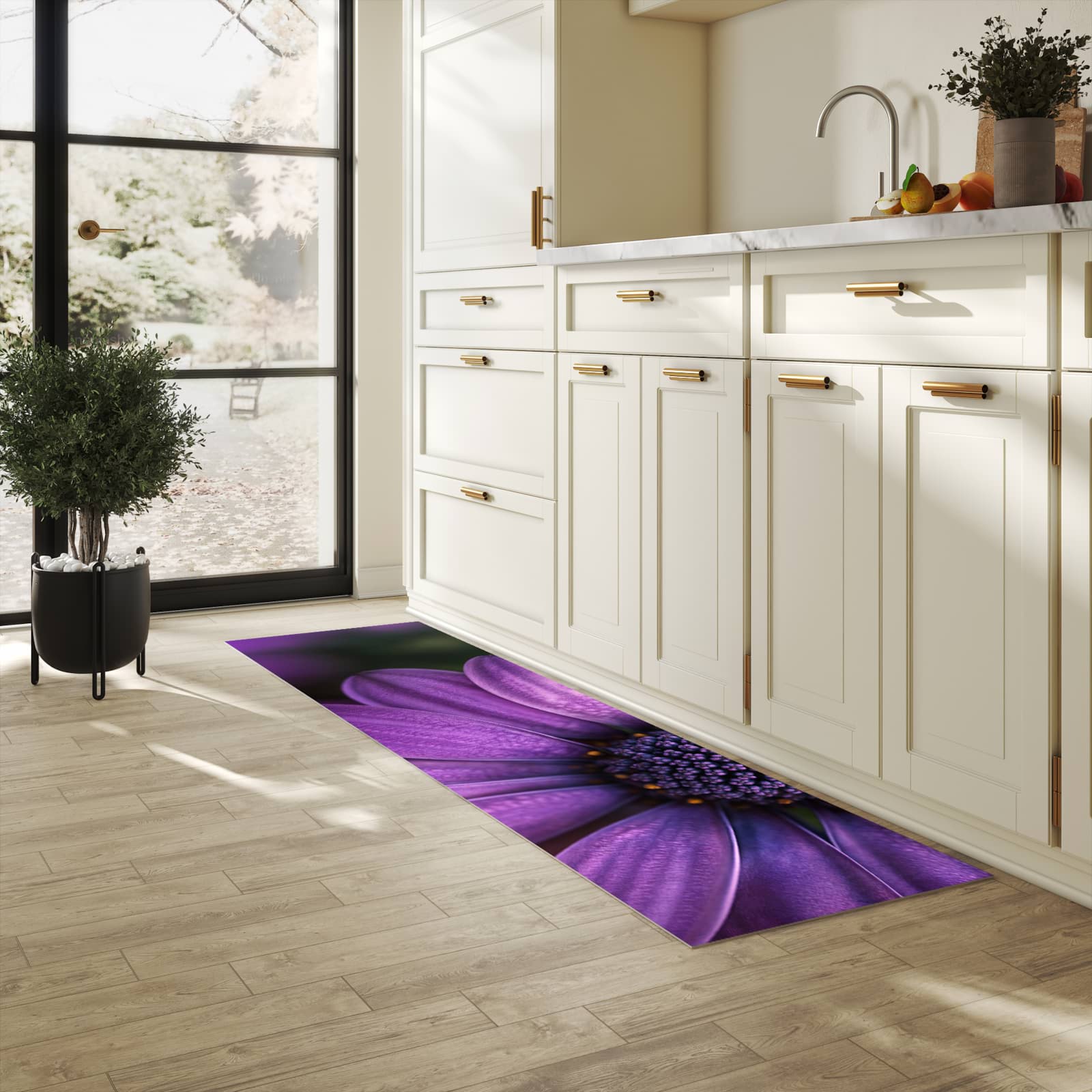 Rutschfester Küchenläufer mit Motiv Lila Blütenwunder in heller Küche zum Waschen