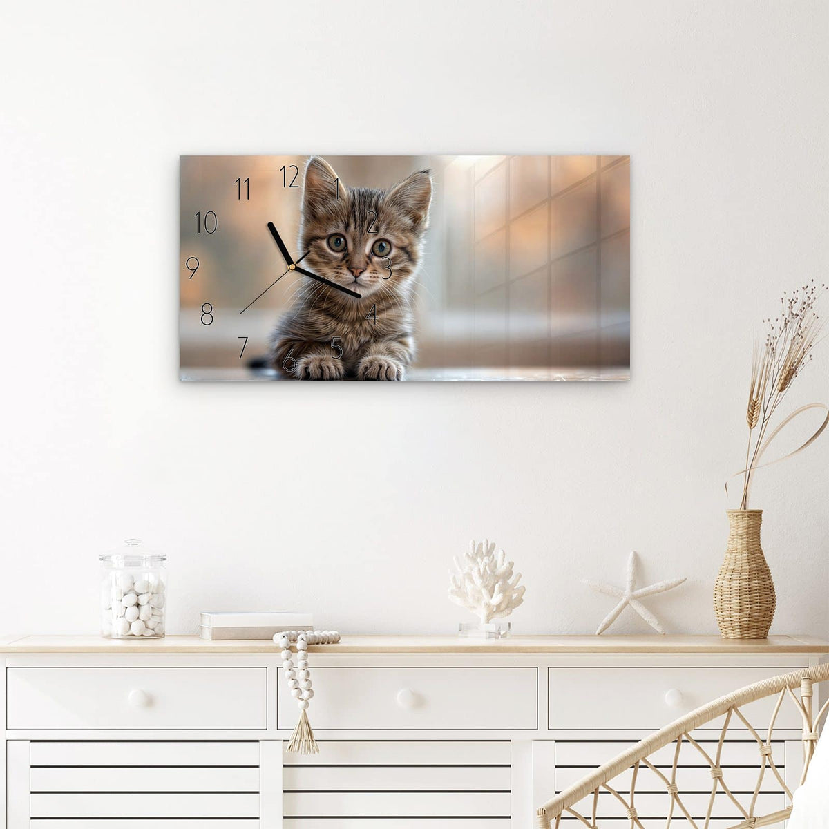 Wanduhr Katzenjunges aus Glas – Querformat 60 × 30 cm – Kätzchen mit klaren Augen