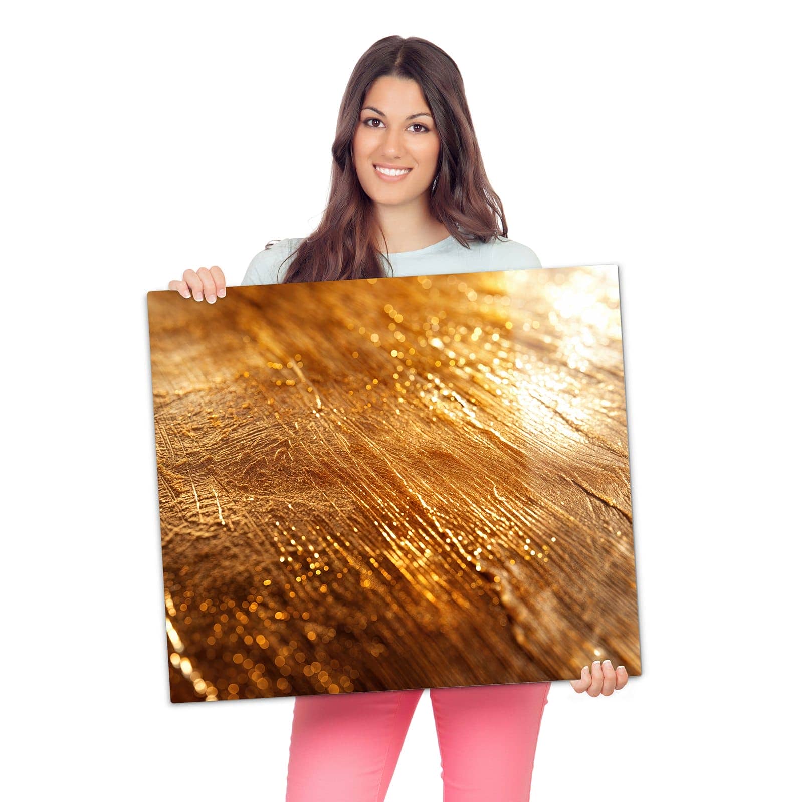 Herdabdeckplatte mit Goldene Textur-Motiv wird zur Größendarstellung gehalten