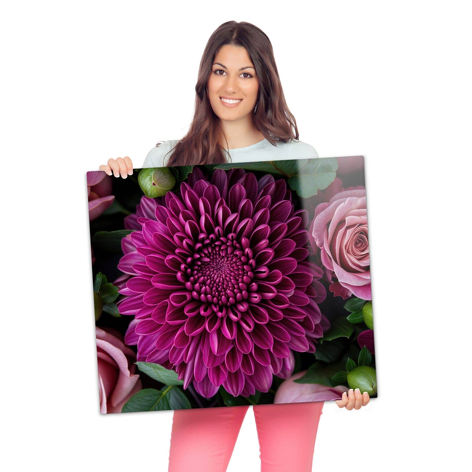 Herdabdeckplatte mit Stille Blumenarrangement-Motiv wird zur Größendarstellung gehalten