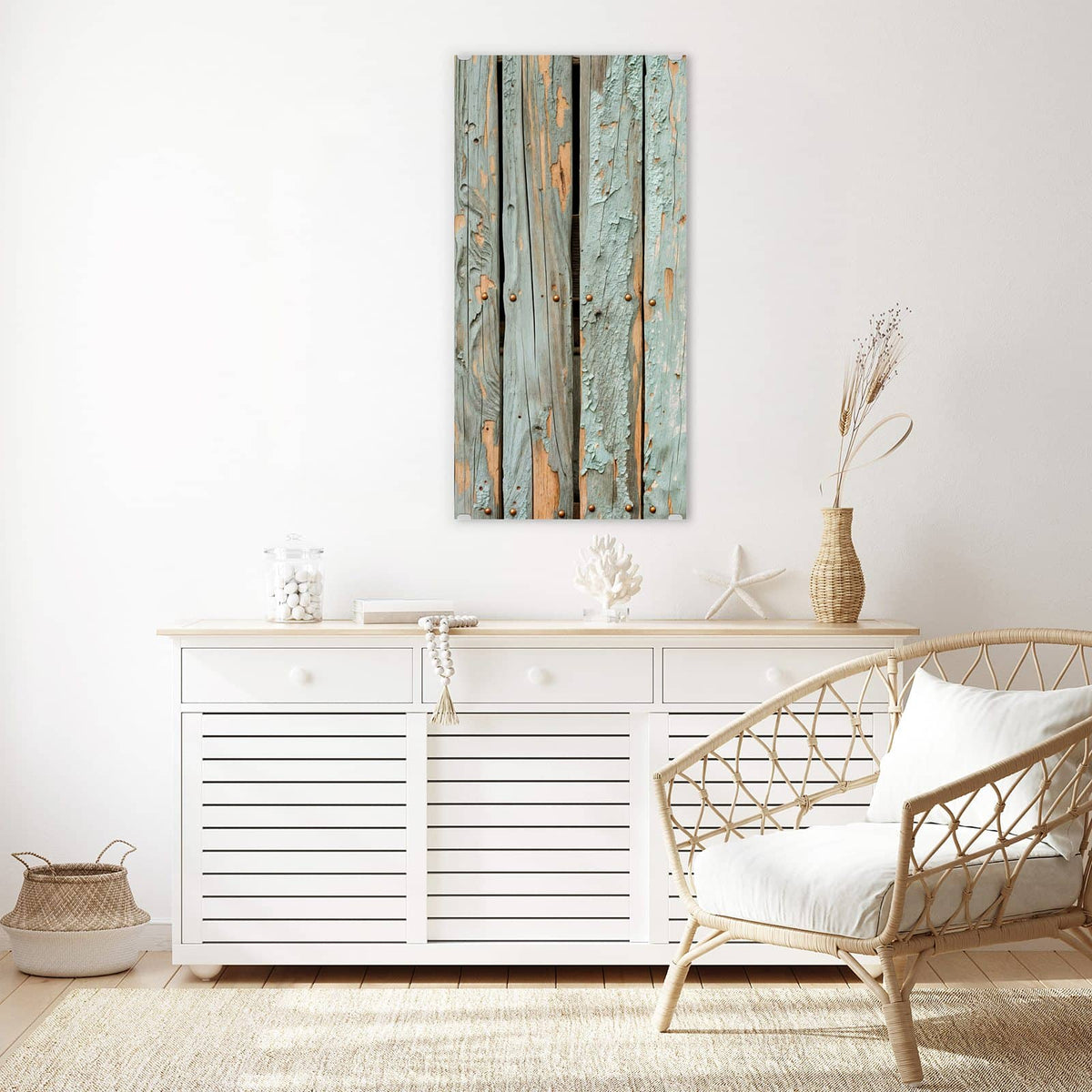 Glasbild Mintgrüne Holzlatten an der Wand – Senkrechte Latten mit abblätternder mintgrüner Farbe und rostigen Nagelköpfen