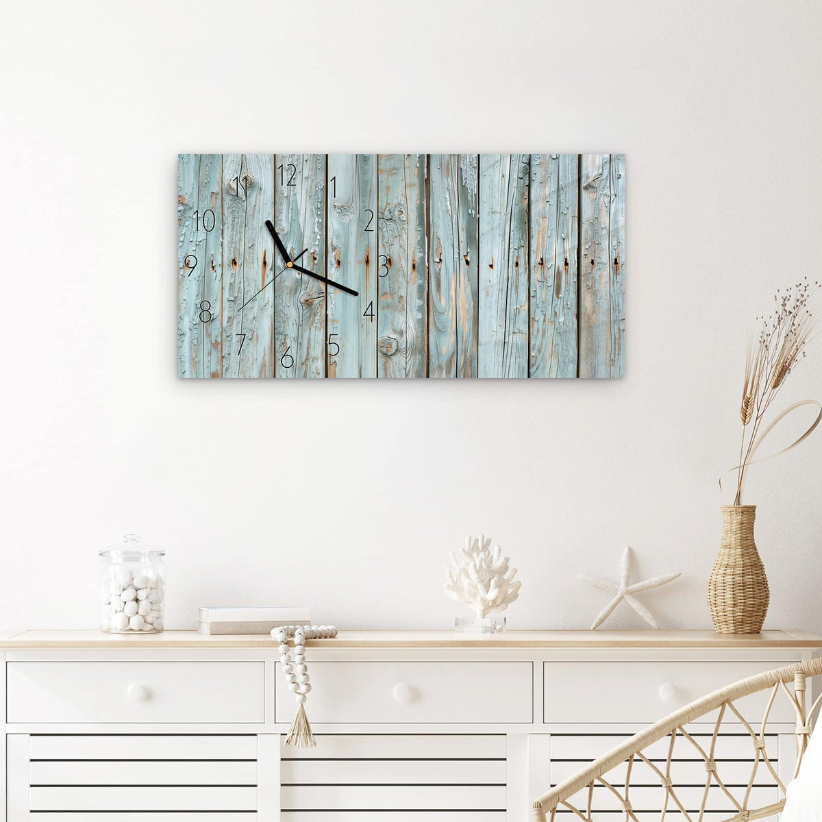 Wanduhr Hellblaue Holzplanken aus Glas – Querformat 60 × 30 cm – Lichtblaue Planken mit abgeblätterter Farbe