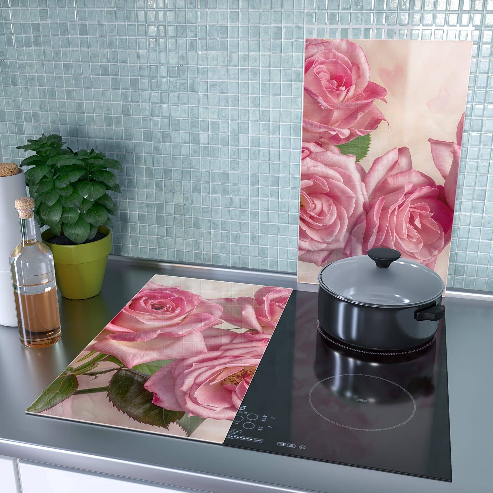 2-teilige Herdabdeckplatte aus Glas mit Rosenblütenpracht-Motiv als Spritzschutz hinter dem Kochfeld