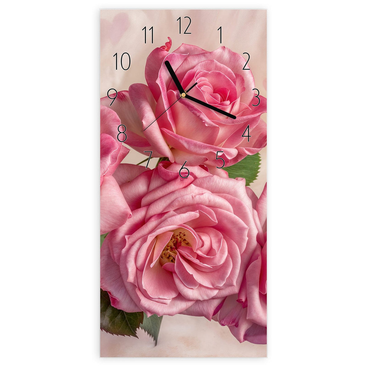 Wanduhr aus Glas, Ziffernblatt Elegant: Vier weit geöffnete rosa Rosen in Nahaufnahme vor hellem Rosé, im Hintergrund nur schemenhafte Herzformen. #ziffernblatt_Elegant