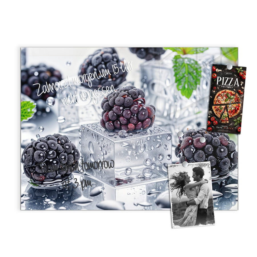 Maße Magnettafel - Brombeeren auf Eis