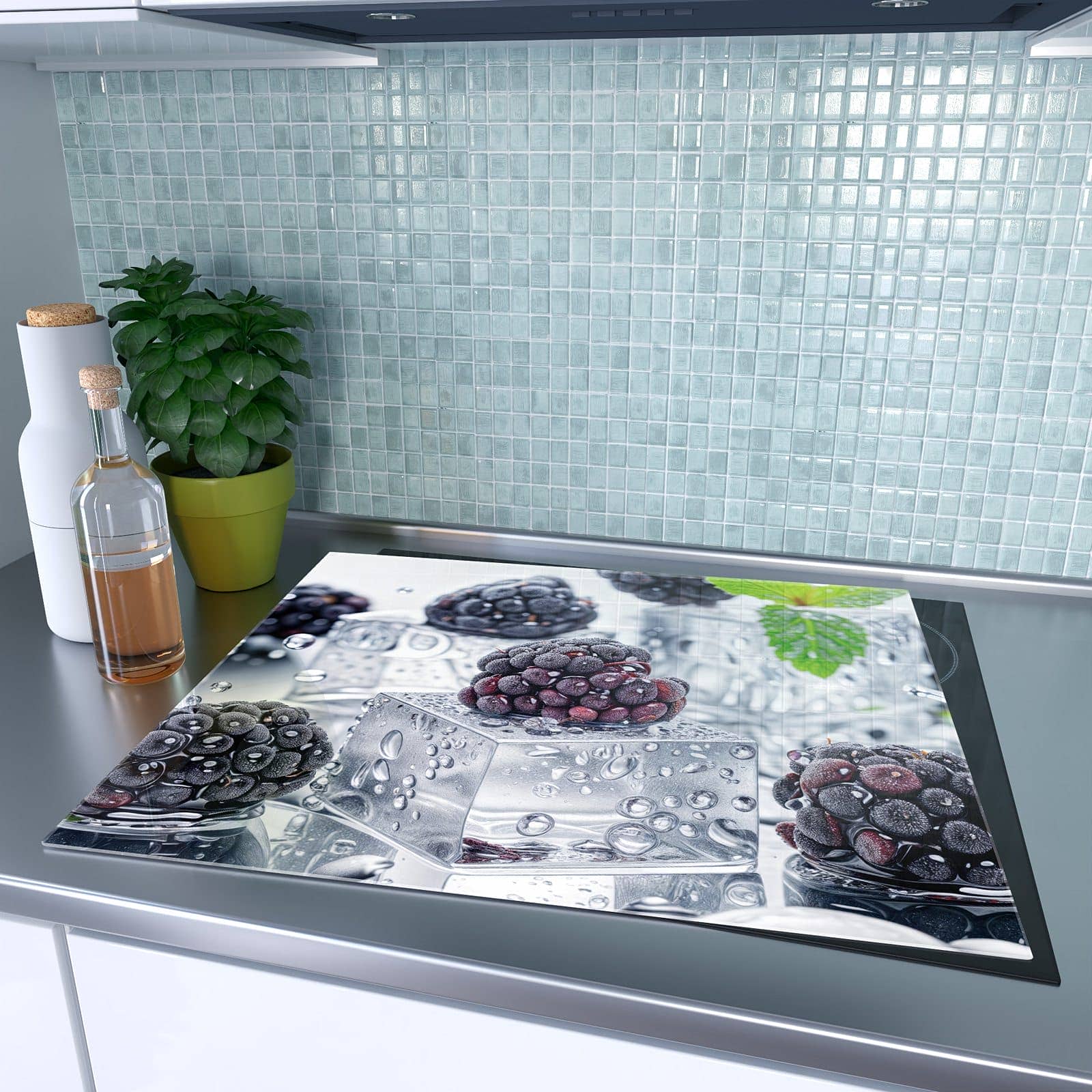 1-teilige Herdabdeckplatten mit Brombeeren Eiskalt-Motiv auf dem Ceranfeld