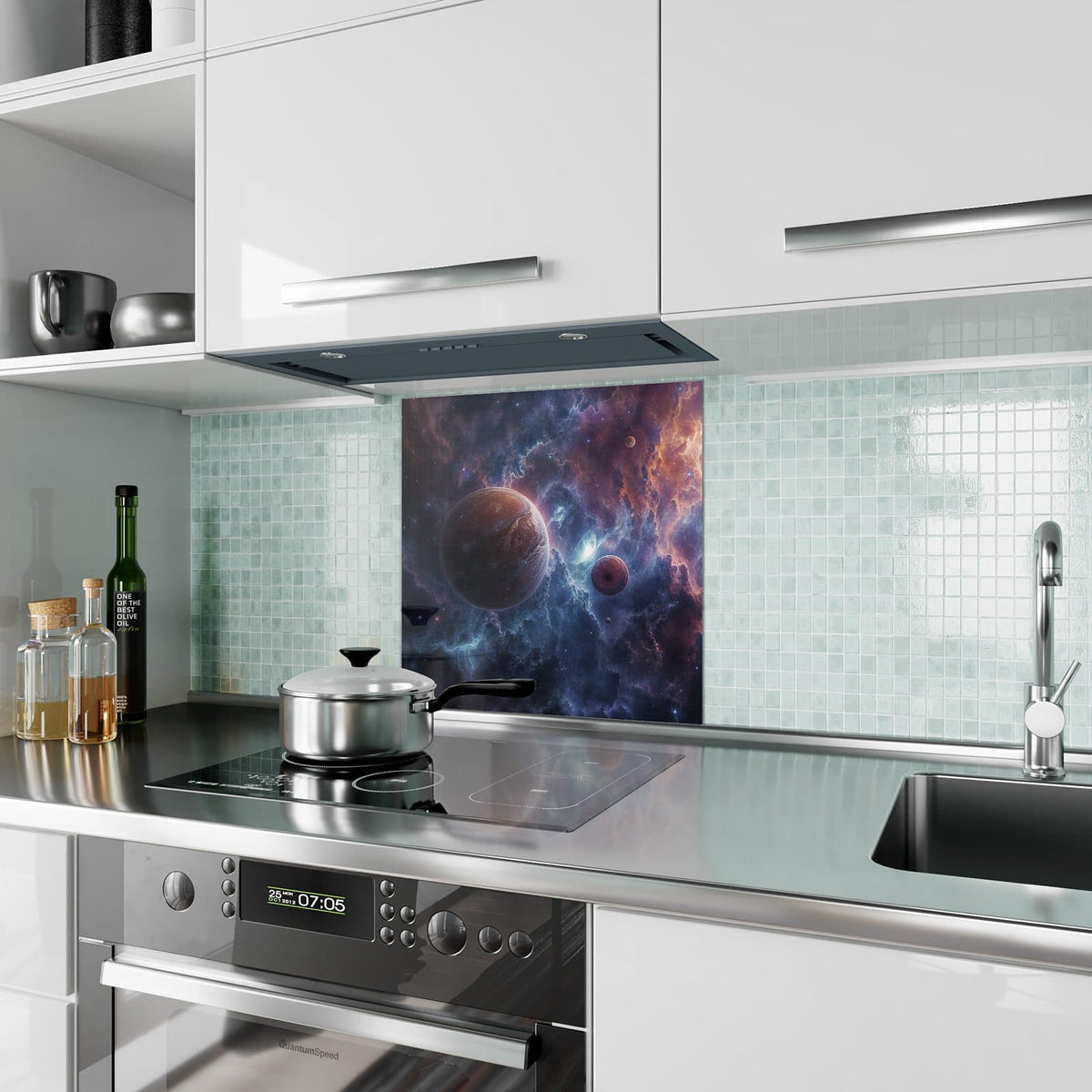 Küchenrückwand aus Glas Zwei Planeten im Nebel im quadratischen Format als Spritzschutz hinter dem Kochfeld, über dem Fliesenspiegel montiert