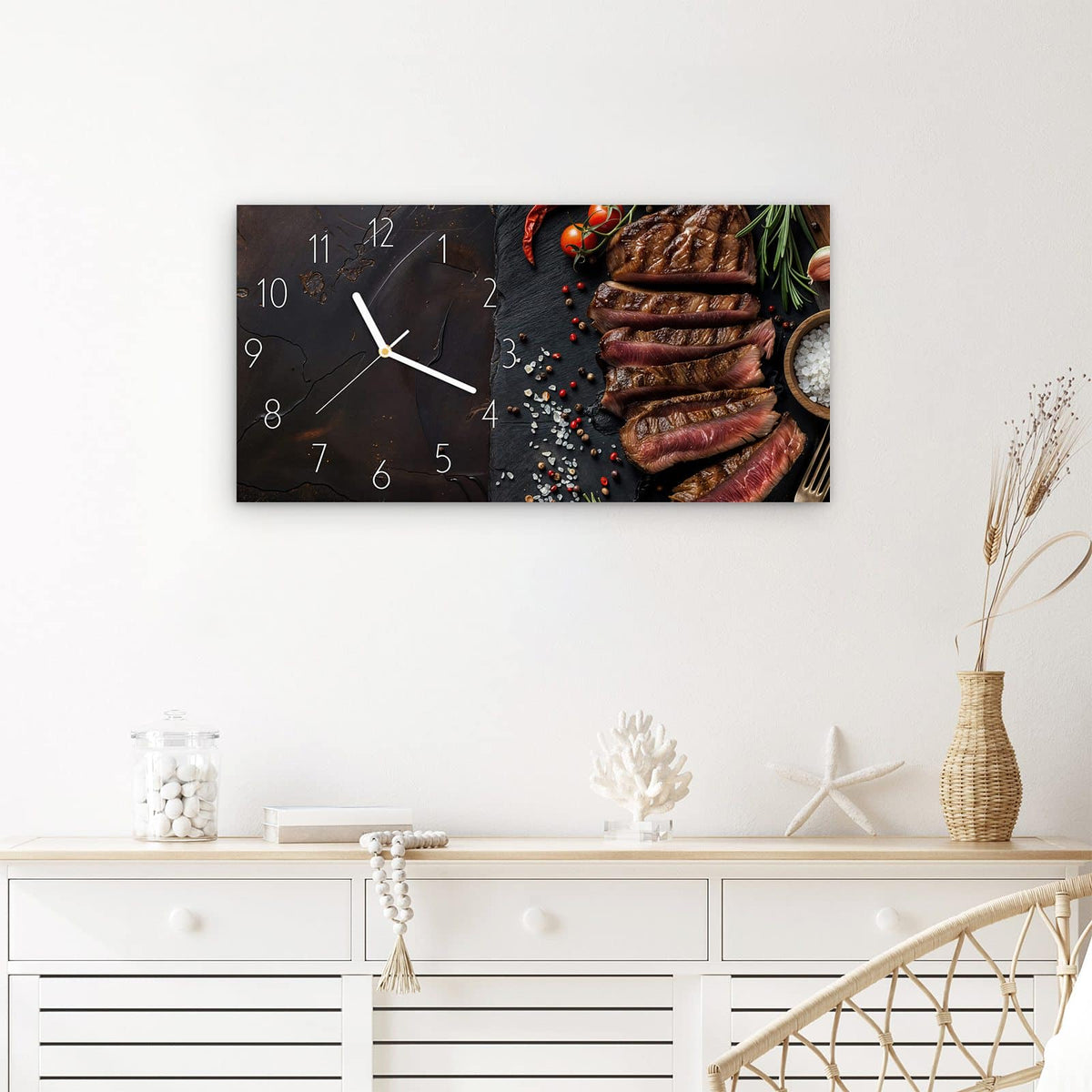 Wanduhr Gegrilltes Steak Teller aus Glas – Querformat 60 × 30 cm – Gegrilltes Steak auf Schiefer