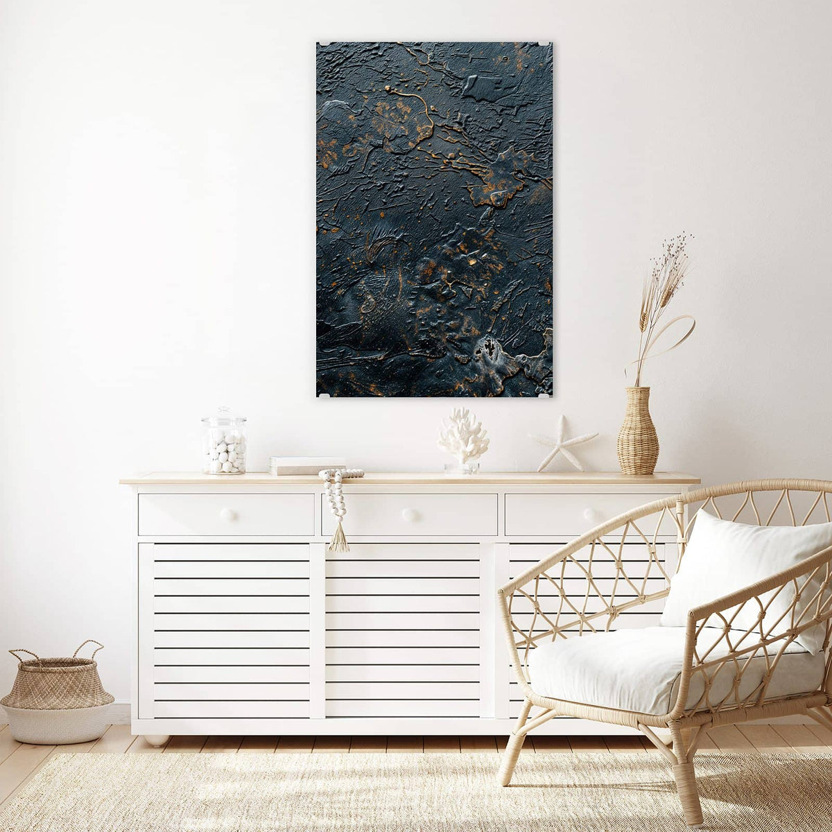 Glasbild Kupfer auf Schwarz an der Wand – Schwarzblaue, grob strukturierte Fläche mit kupferfarbenen Adern und Sprenkeln