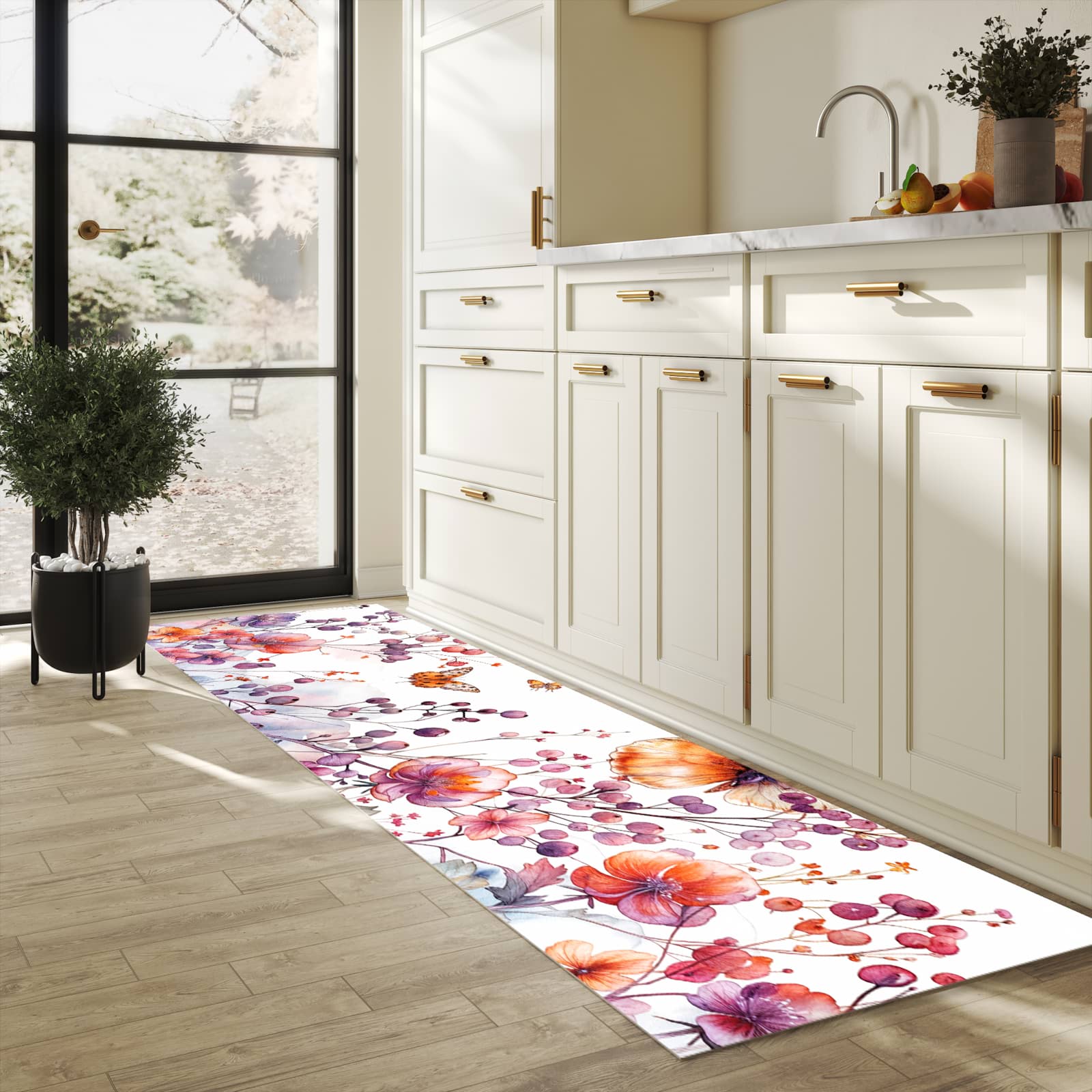 Langlebiger waschbarer Küchenläufer mit Motiv Blumen und Schmetterlinge in heller Küche