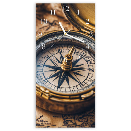Wanduhr mit dem Motiv Kompass auf Karte