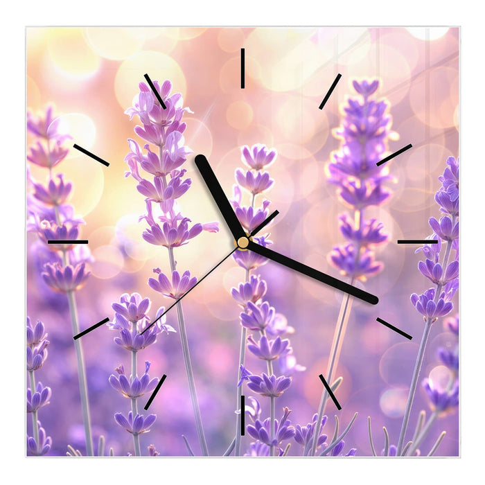 Wanduhr Lavendel im Gegenlicht aus Glas – Quadratisch 30 × 30 cm mit Ziffernblatt Linie
