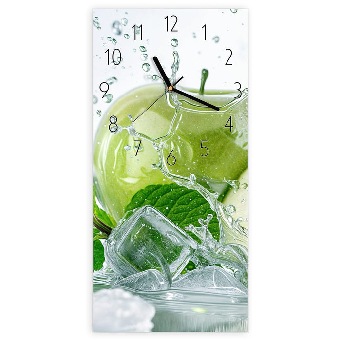 Wanduhr Frische Äpfel Splash aus Glas – Hochformat 30 × 60 cm mit Ziffernblatt Elegant