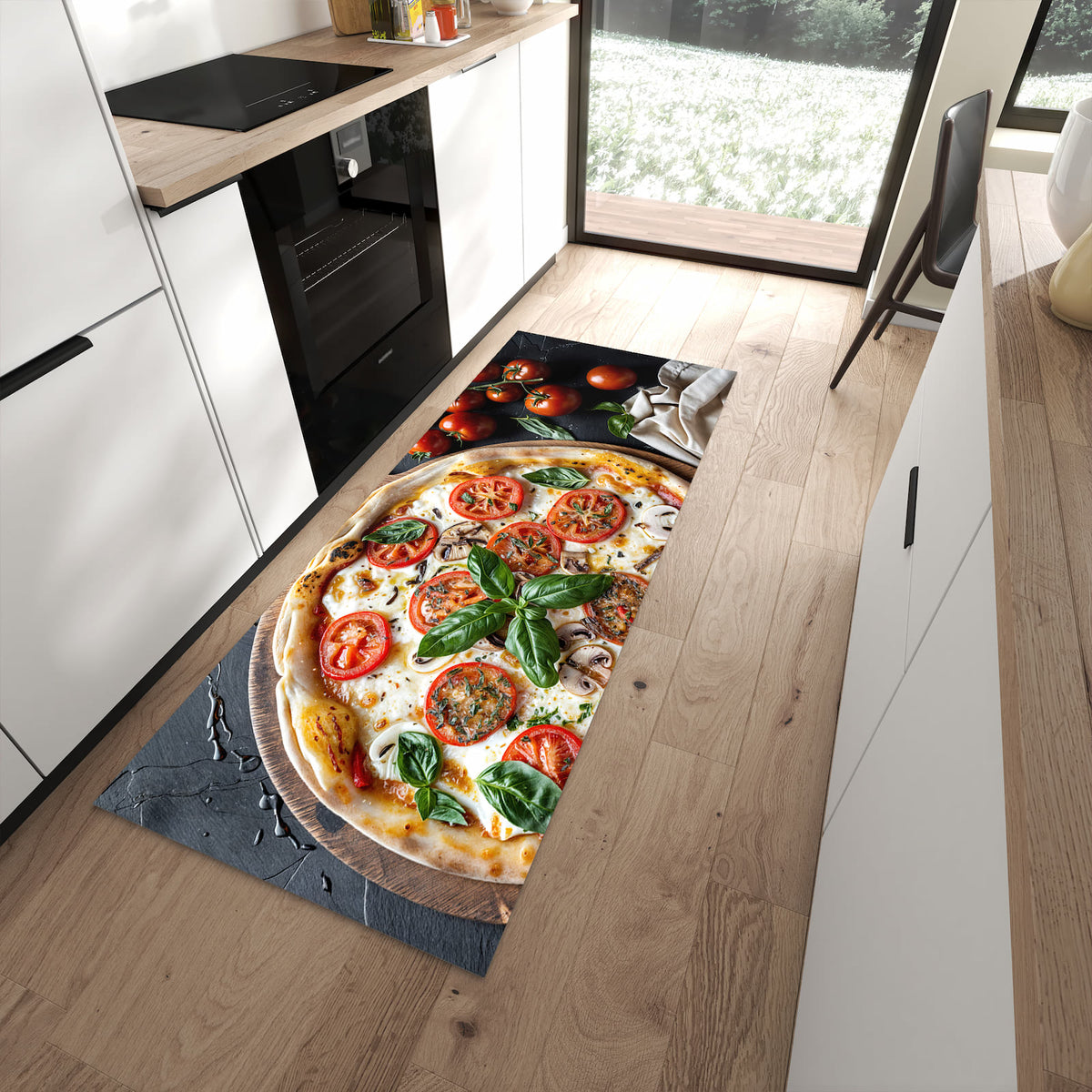 Leicht zu reinigender Küchenteppich mit Motiv Pizza mit Tomaten in moderner Küche