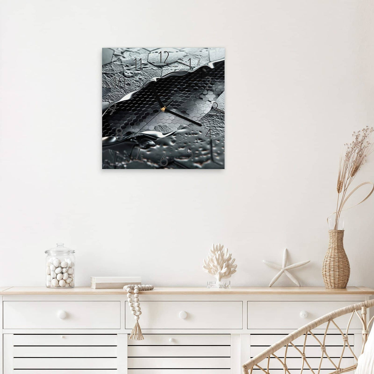 Wanduhr Waben in Metall aus Glas – Quadratisch 30 × 30 cm – Metallwelle über schwarzen Waben