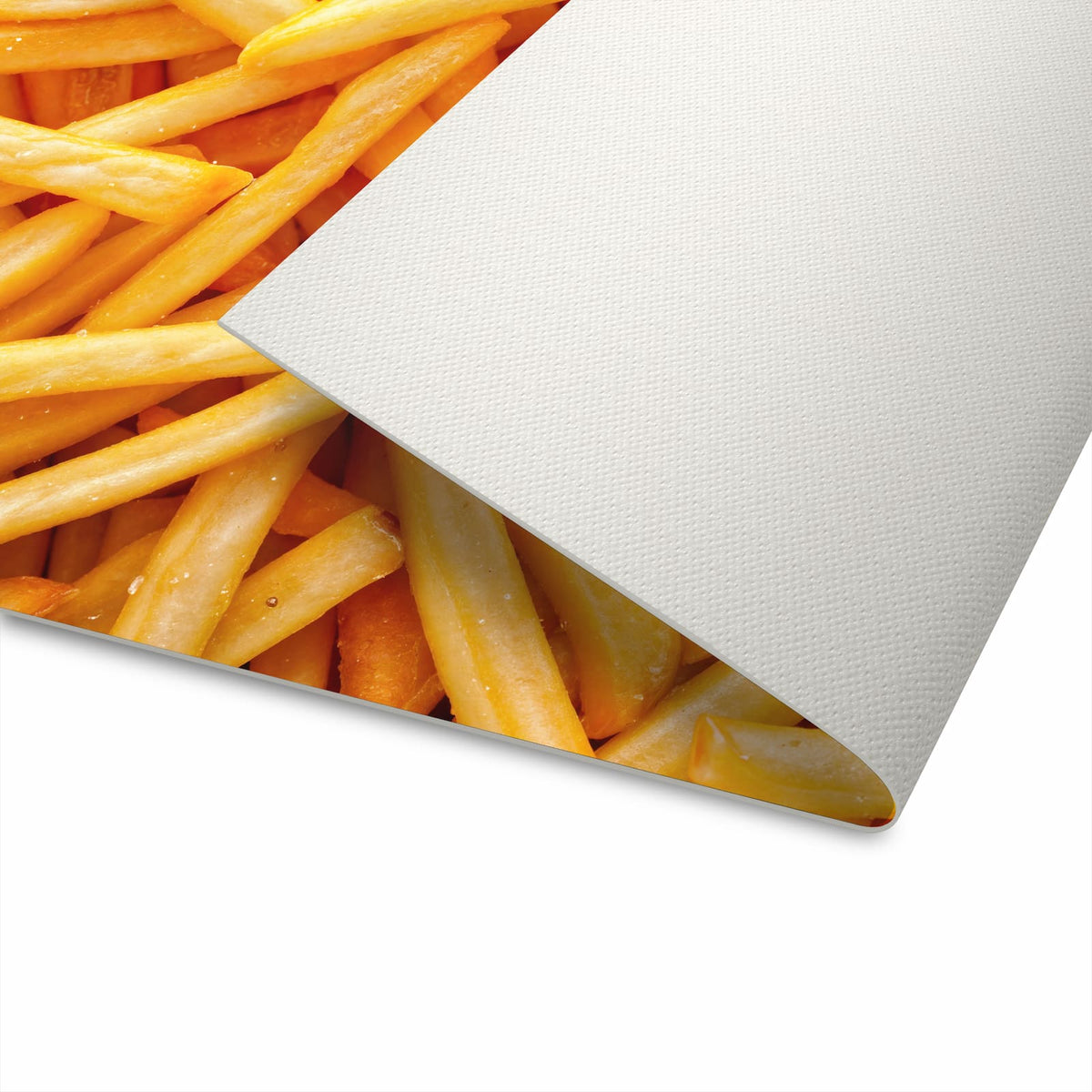 Komfortabler Küchenteppich mit Motiv Pommes Frites in moderner Küche