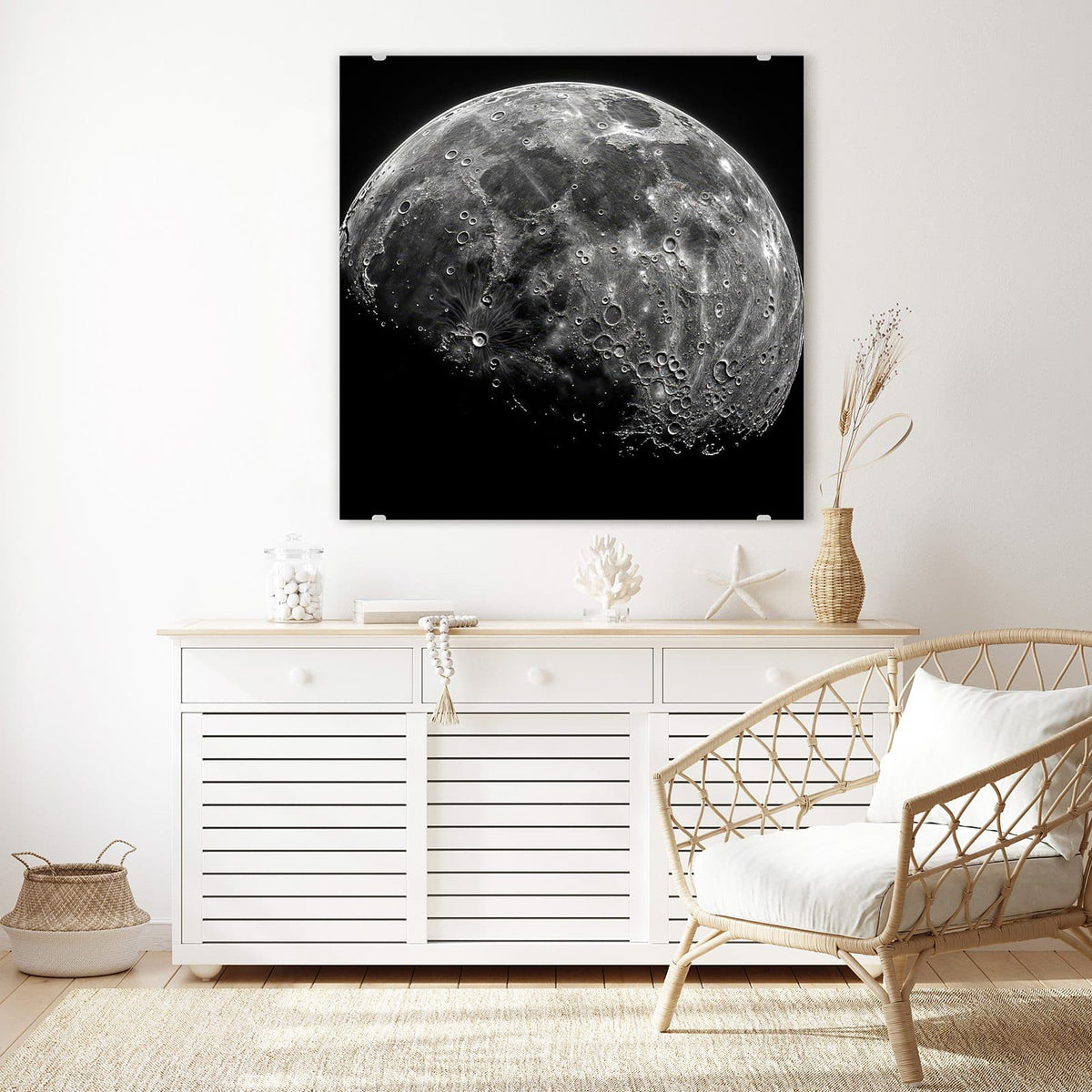 Glasbild Mondkrater an der Wand – Mond in Schwarzweiß, dicht an dicht Krater, Tag-Nacht-Grenze diagonal