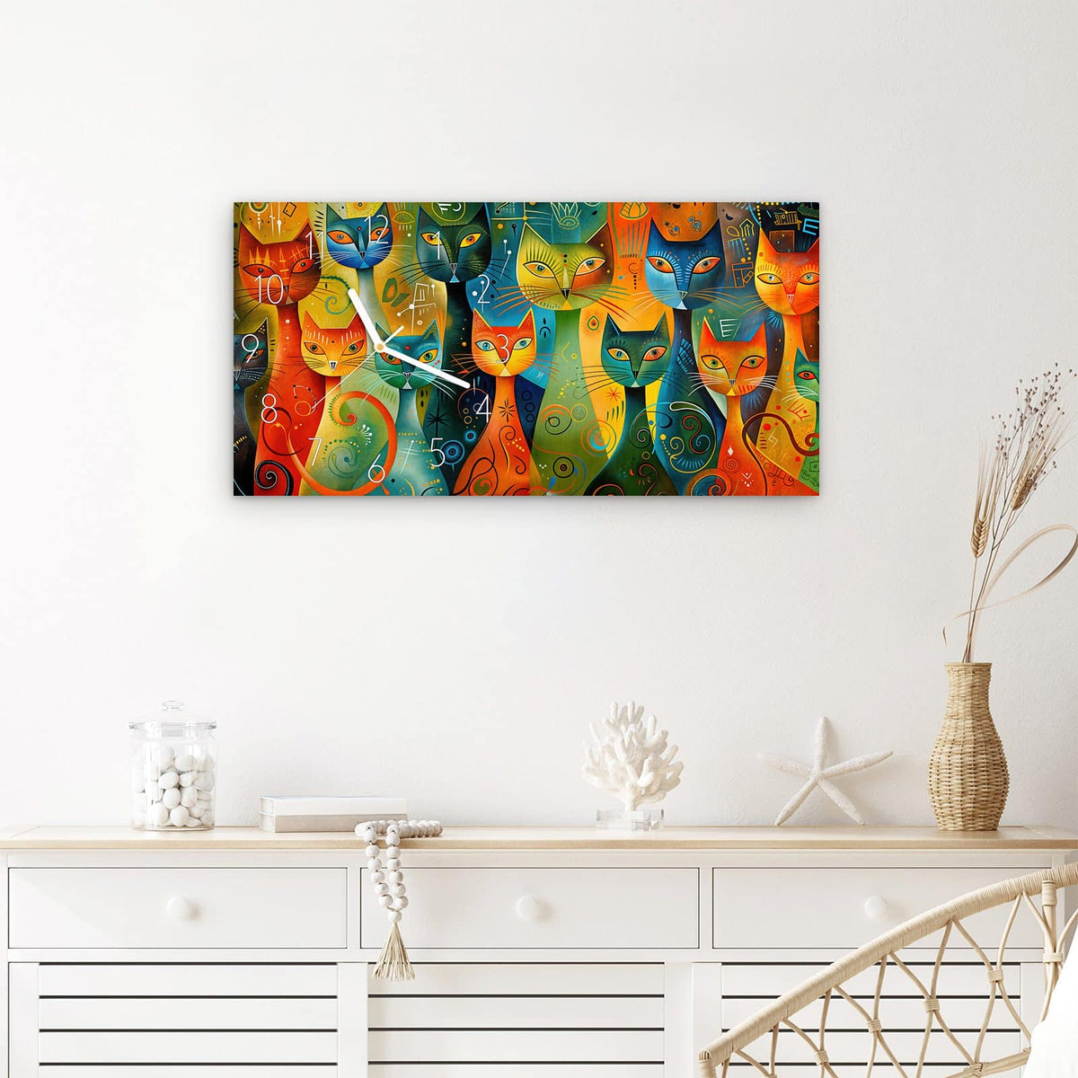 Wanduhr Bunte Katzenkunst aus Glas – Querformat 60 × 30 cm – Gemusterte Katzen in kräftigen Farben
