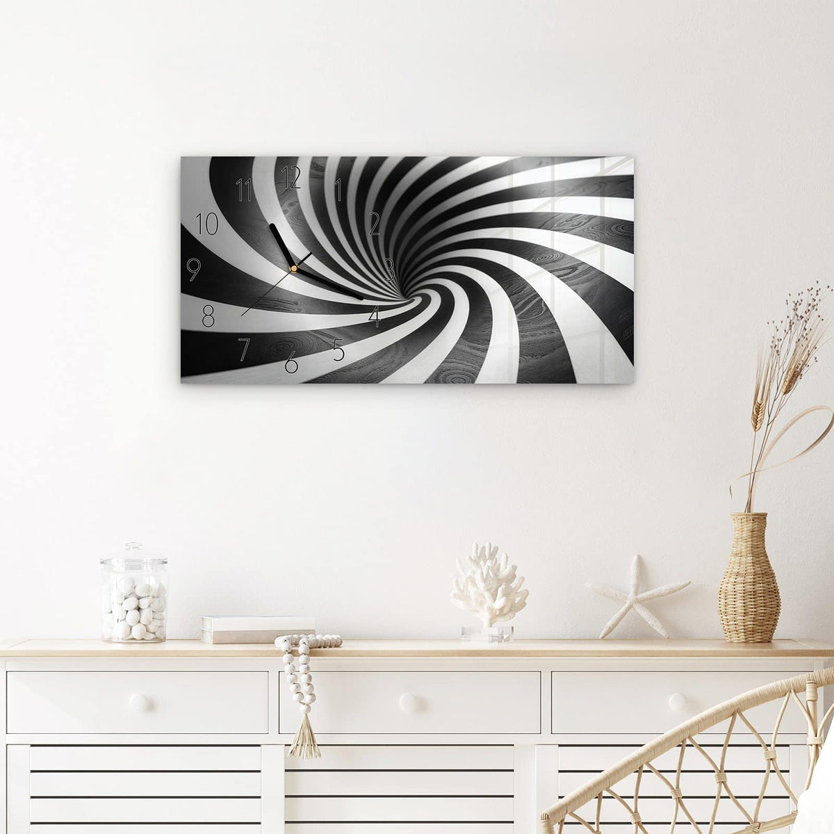 Wanduhr Hypnotisches Muster aus Glas – Querformat 60 × 30 cm – Schwarz-weißer Strudel aus Linien