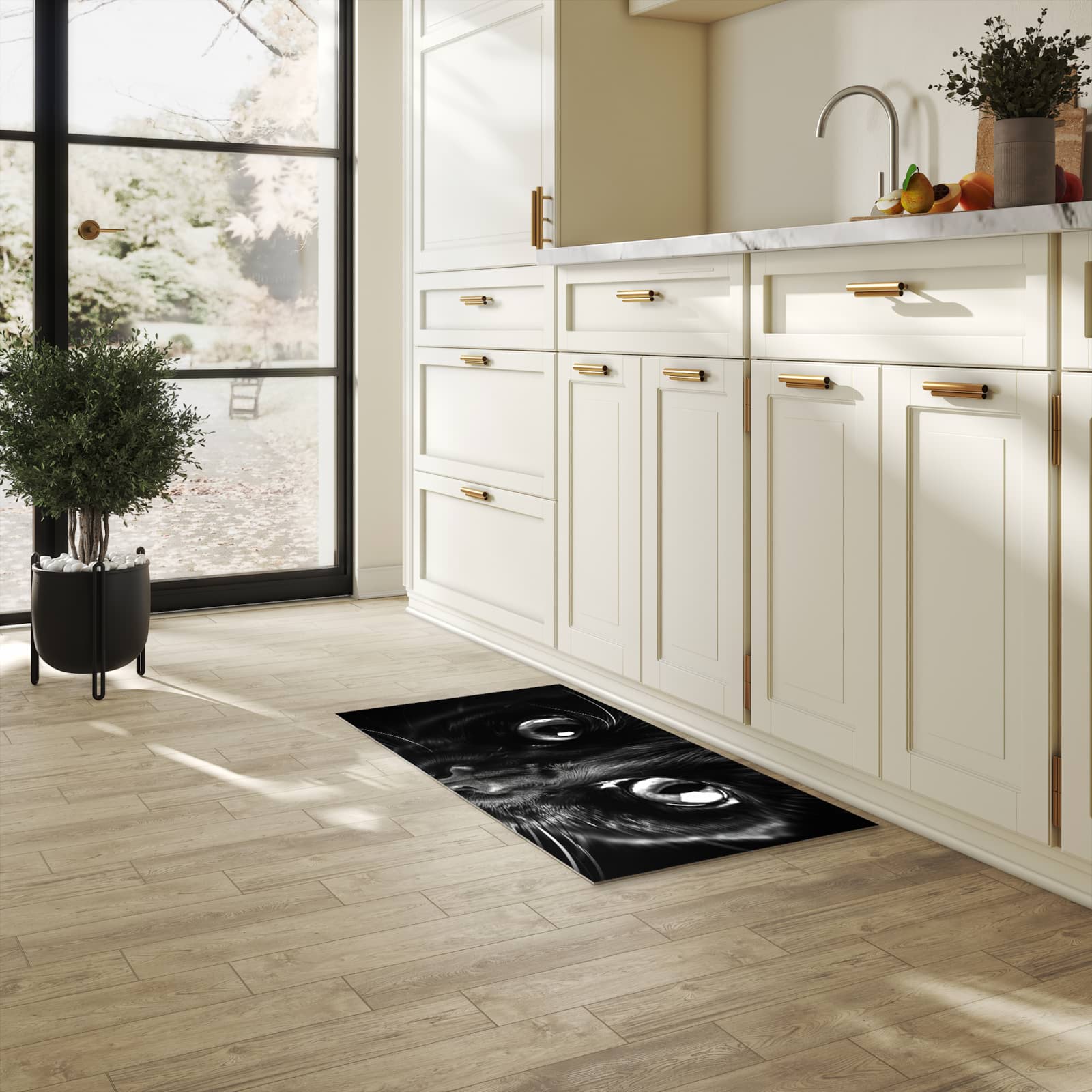 Pflegeleichter moderner Küchenläufer mit Motiv Katzengesicht in heller Küche