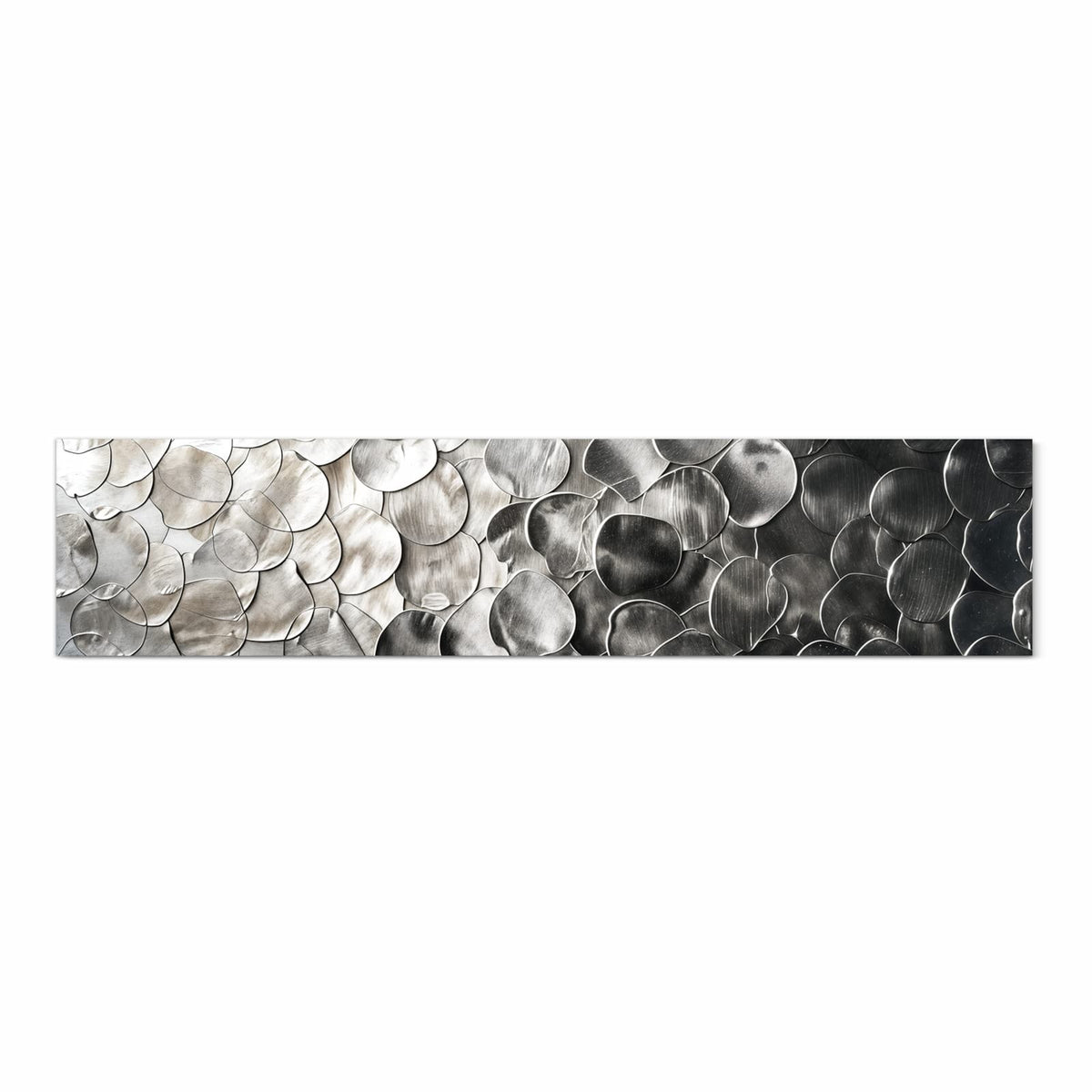 Rutschfester Küchenläufer mit Motiv Metallic Schuppen in Frontansicht für angenehme Haptik
