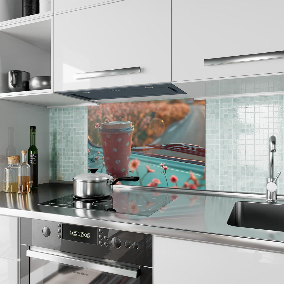 Küchenrückwand aus Glas Rosa Kaffeebecher im Hochformat als Spritzschutz hinter dem Kochfeld, über dem Fliesenspiegel montiert