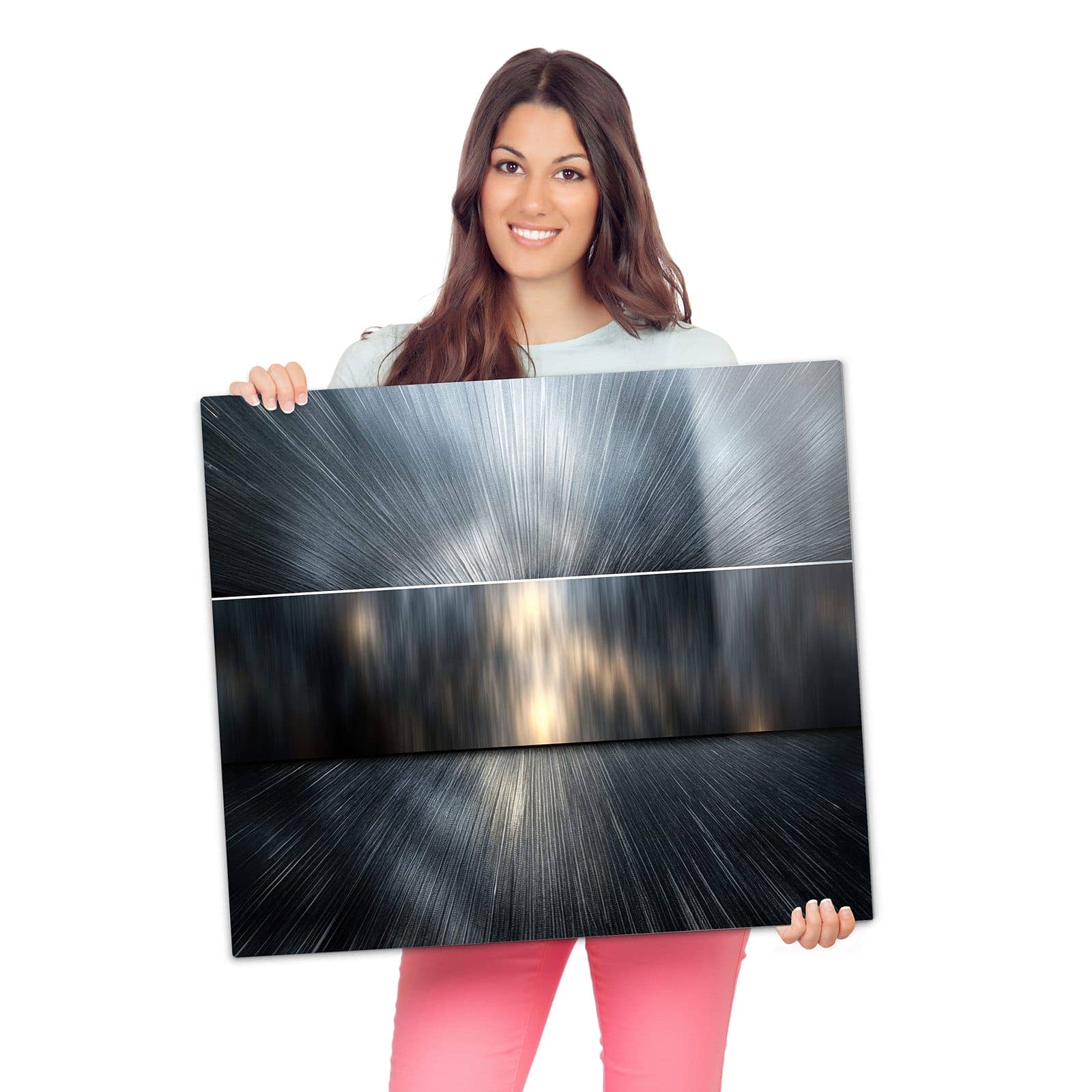 Abdeckplatten für den Herd mit Energieblitz-Motiv wird zur Größendarstellung gehalten