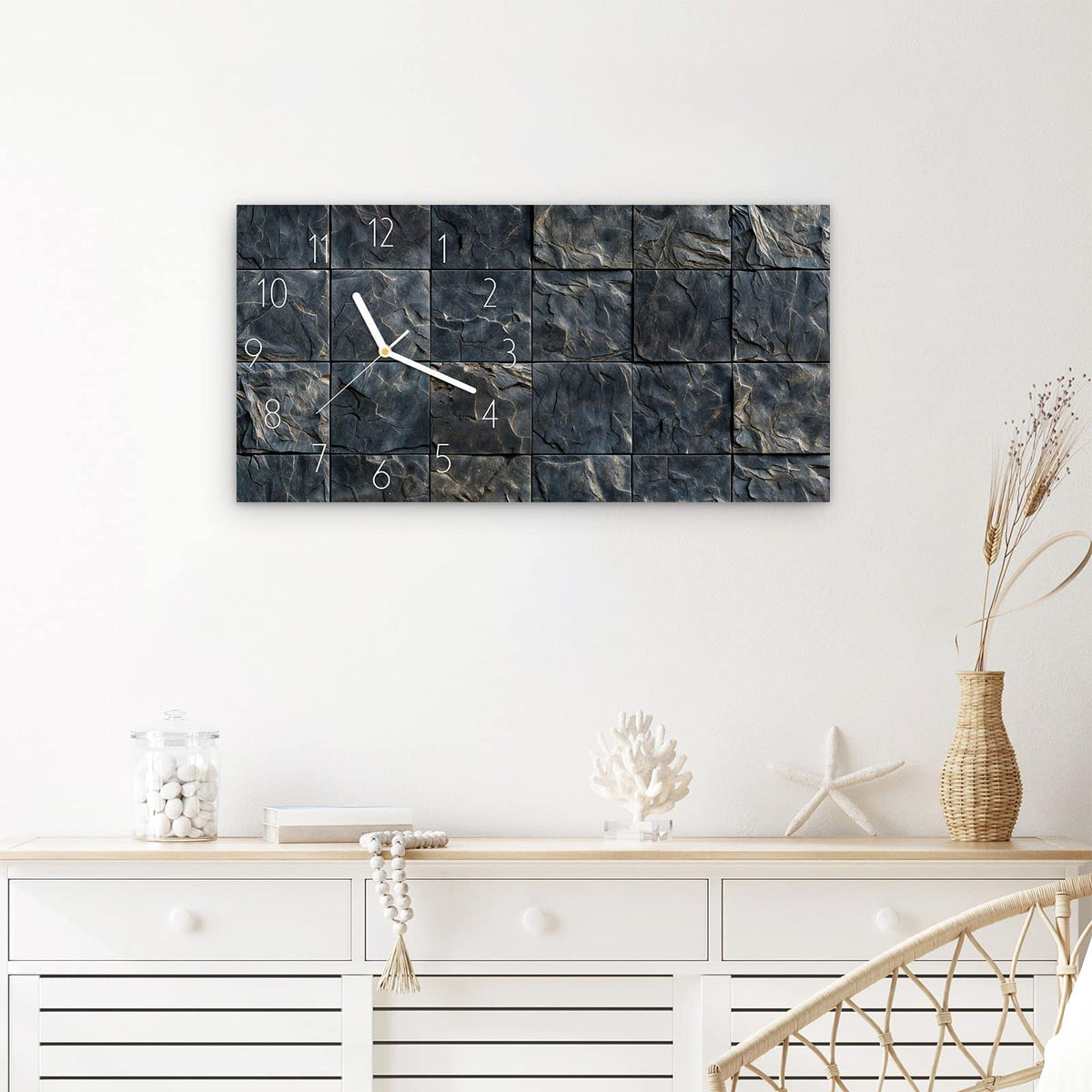 Wanduhr Schieferfliesen aus Glas – Querformat 60 × 30 cm – Dunkle Steinfliesen in Schieferoptik