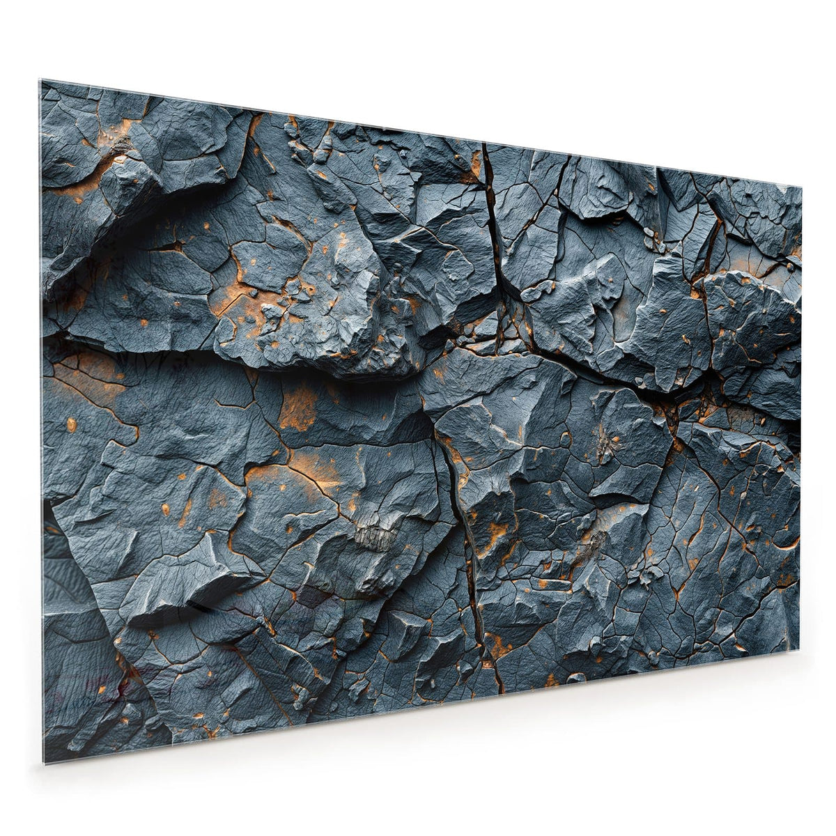 Küchenrückwand aus Glas im Hochformat: Zerklüftete graue Felsplatten mit tiefen Rissen und rostorangen Adern