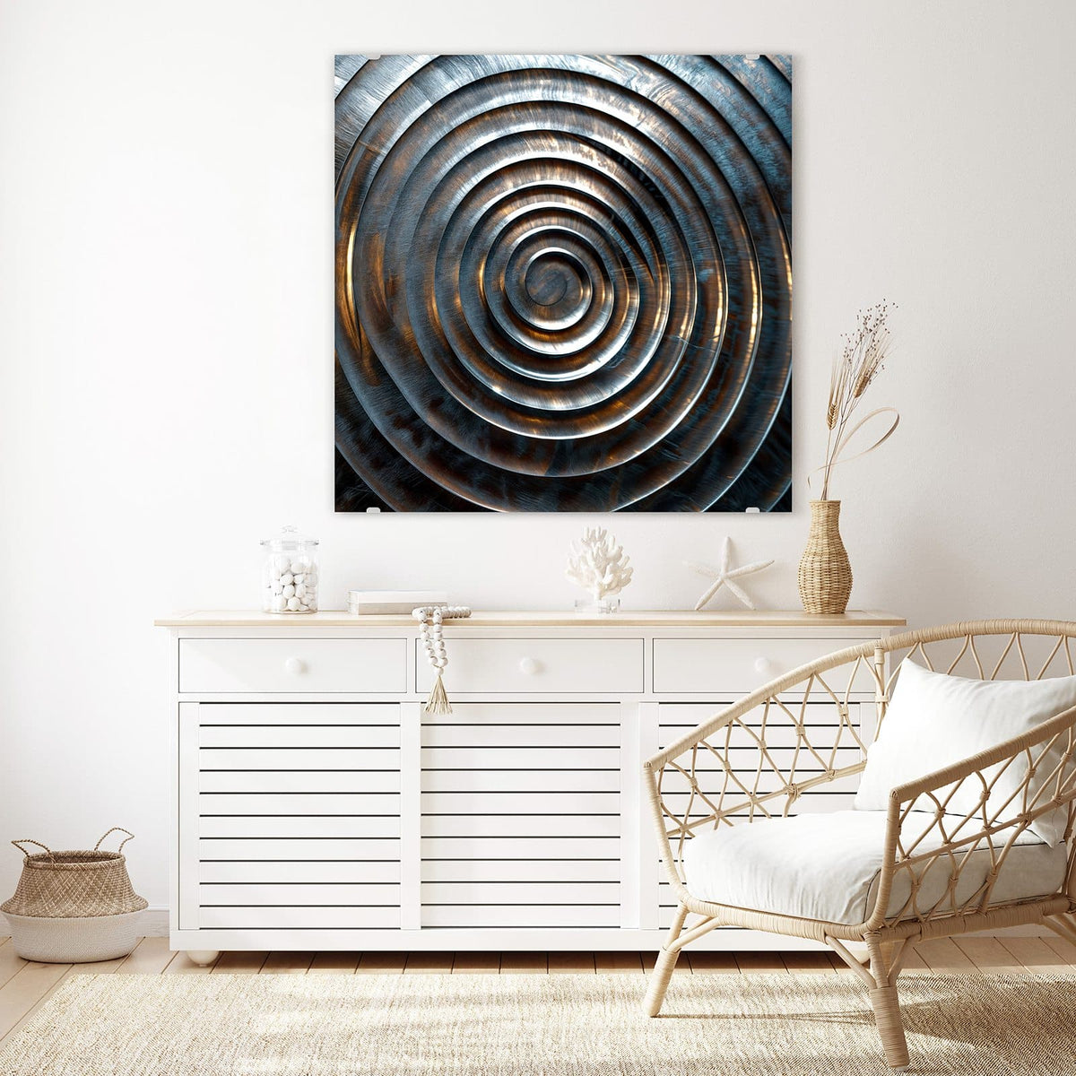 Glasbild Metallringe an der Wand – Konzentrische Ringe in gebürstetem Stahl mit bronzefarbenen Reflexen