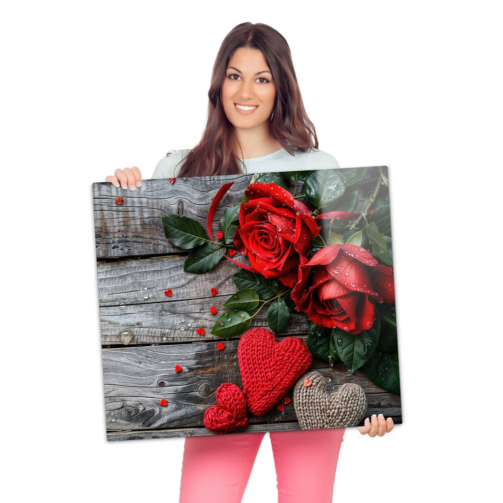 Abdeckplatte für Ceranfeld mit Rote Rosen und Herzen-Motiv wird zur Größendarstellung gehalten