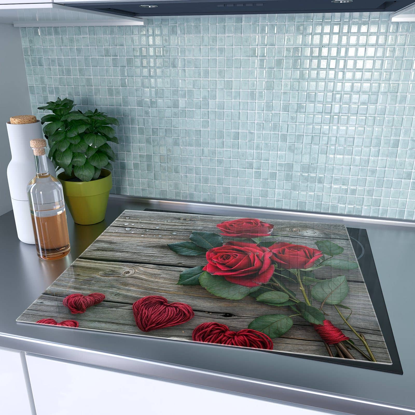 1-teilige Herdabdeckplatte Induktion mit Romantische Rosenherzen-Motiv auf dem Ceranfeld