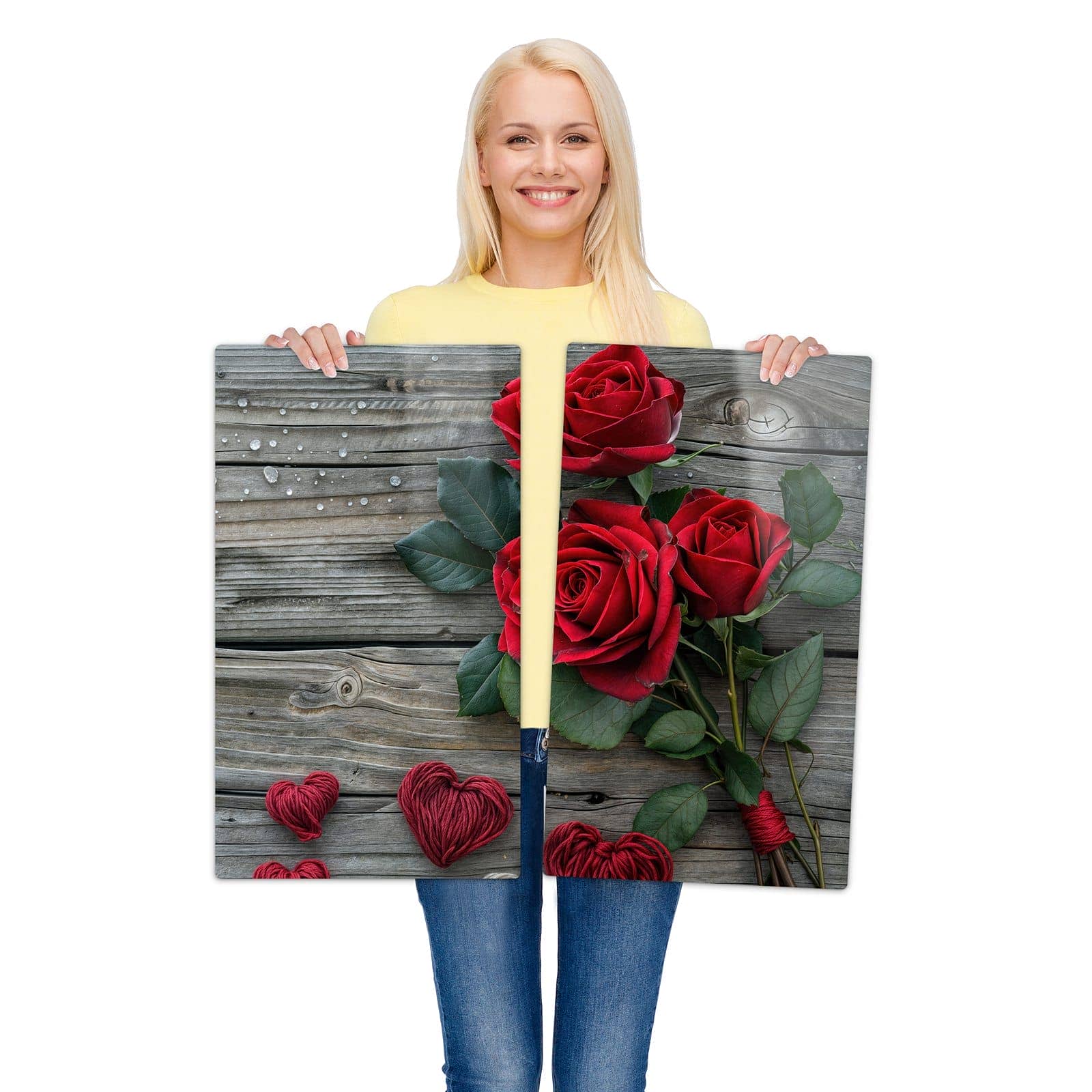 2-teilige Herdabdeckung mit Romantische Rosenherzen-Motiv wird zur Größendarstellung gehalten