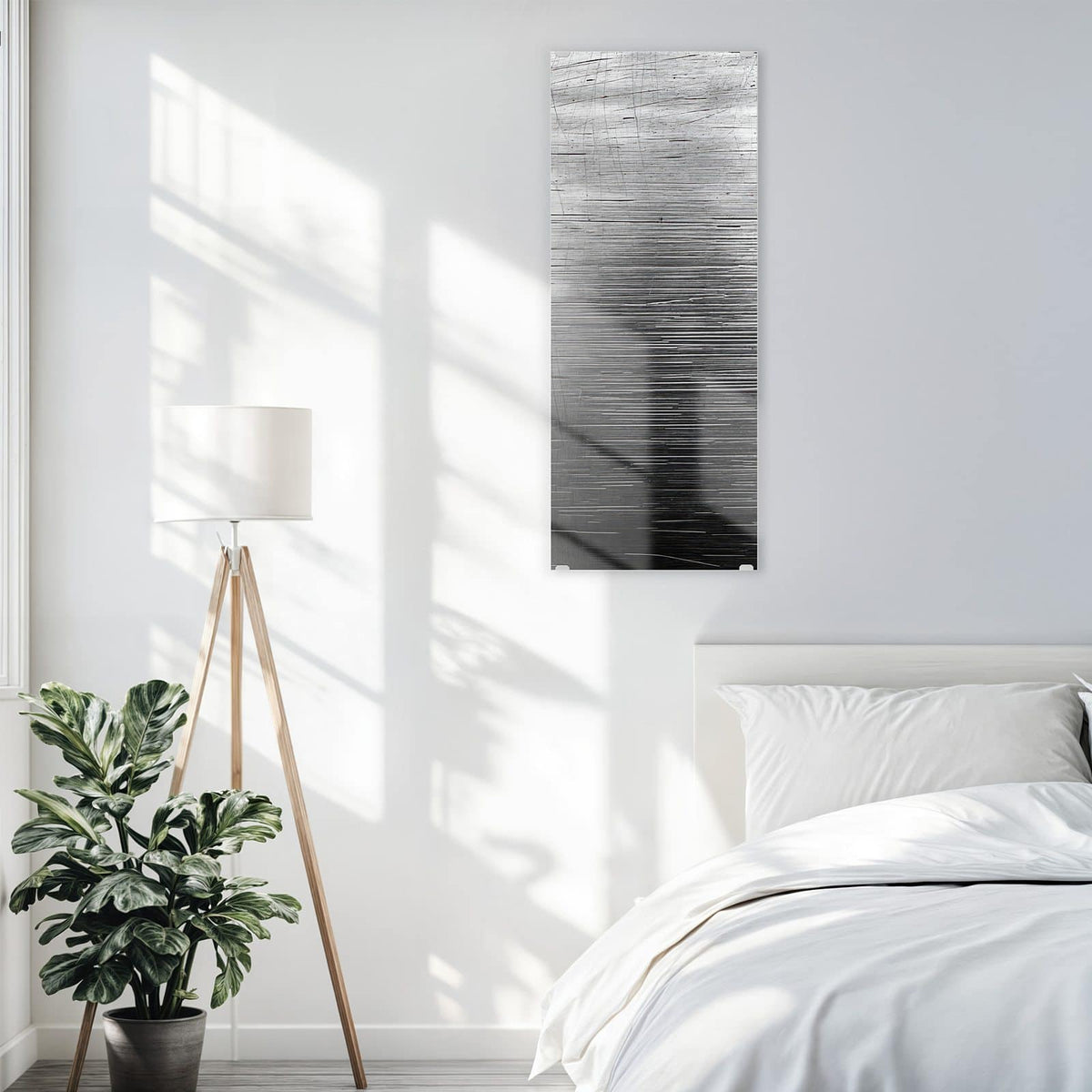 Glasbild Gebürsteter Stahl an der Wand – Gebürstetes Stahlblech, silbergrau mit waagerechten Schliffspuren und Kratzern