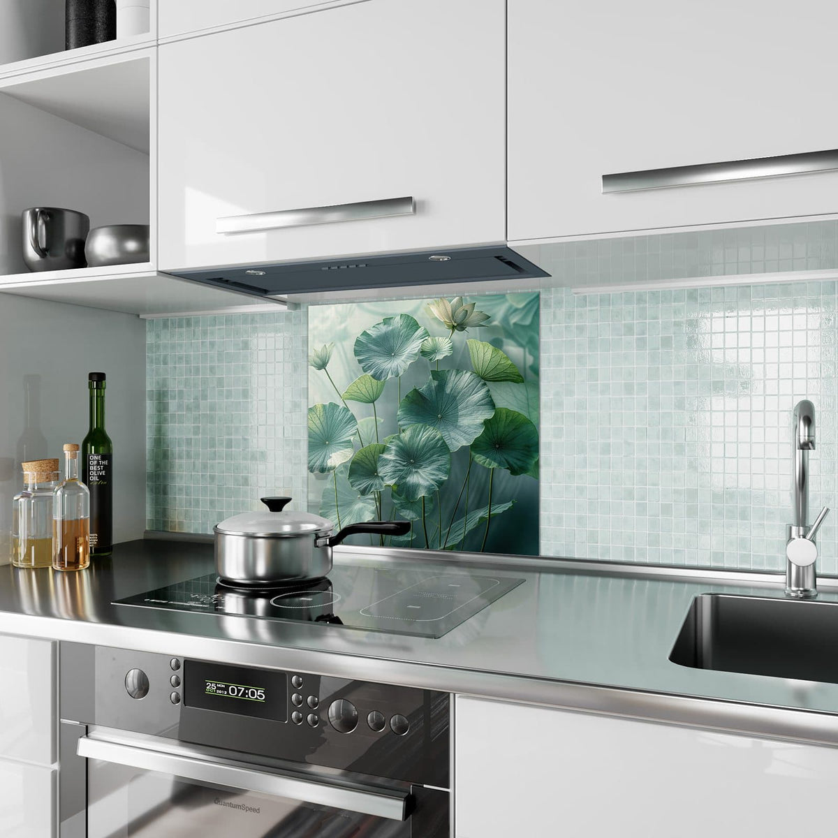 Küchenrückwand Lotusblätter in Grün aus Glas – Runde Lotusblätter mit weißer Blüte