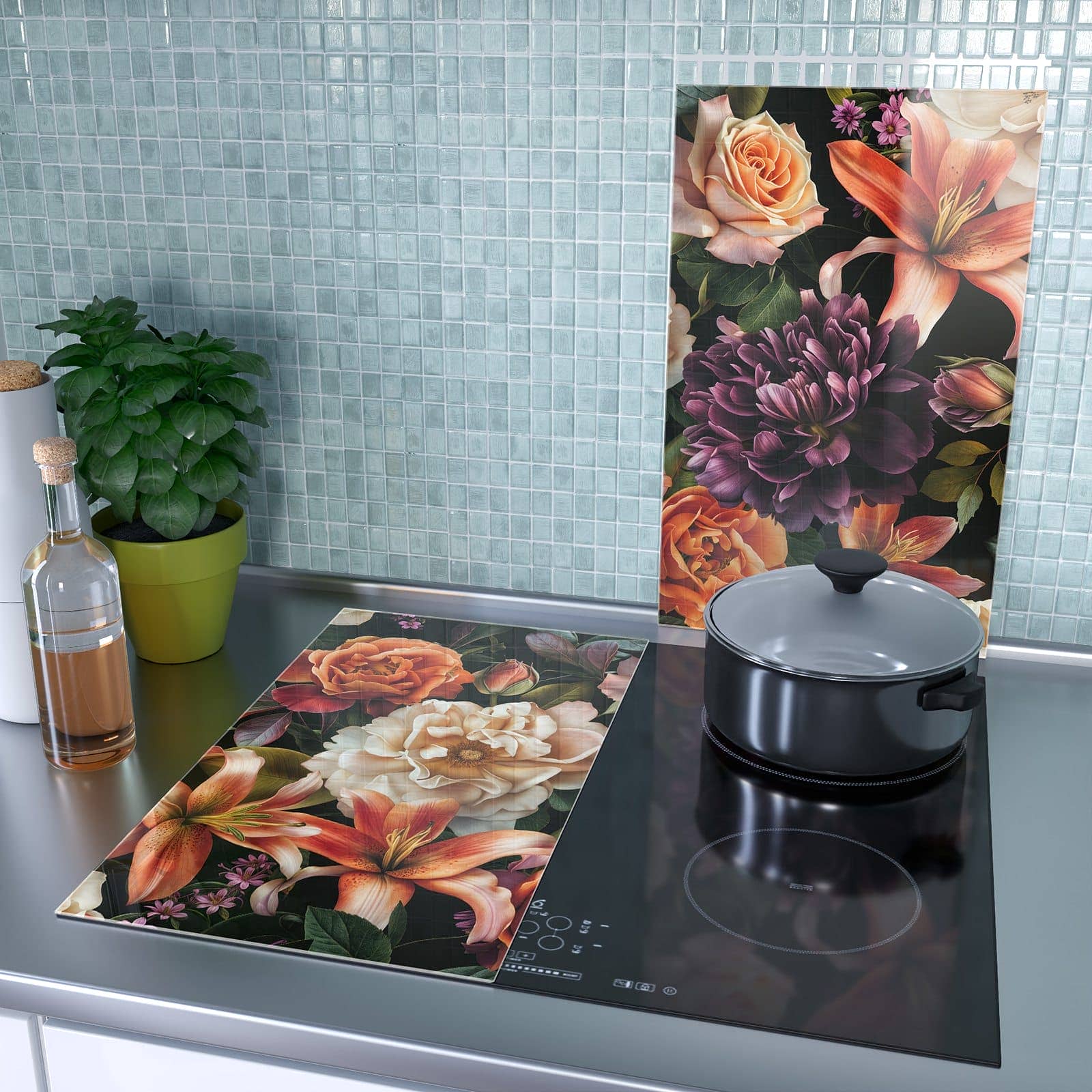 2-teilige Abdeckplatte für Induktionsherd mit Blumenpracht-Motiv als Spritzschutz hinter dem Kochfeld