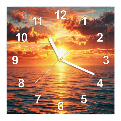 Wanduhr Quadratisch mit dem Motiv Wolken im Abendrot